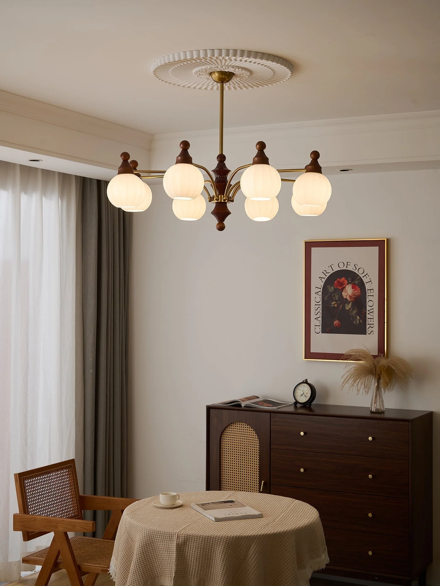 Lustra Chandelier Blossom with Glass Shades - Image 7