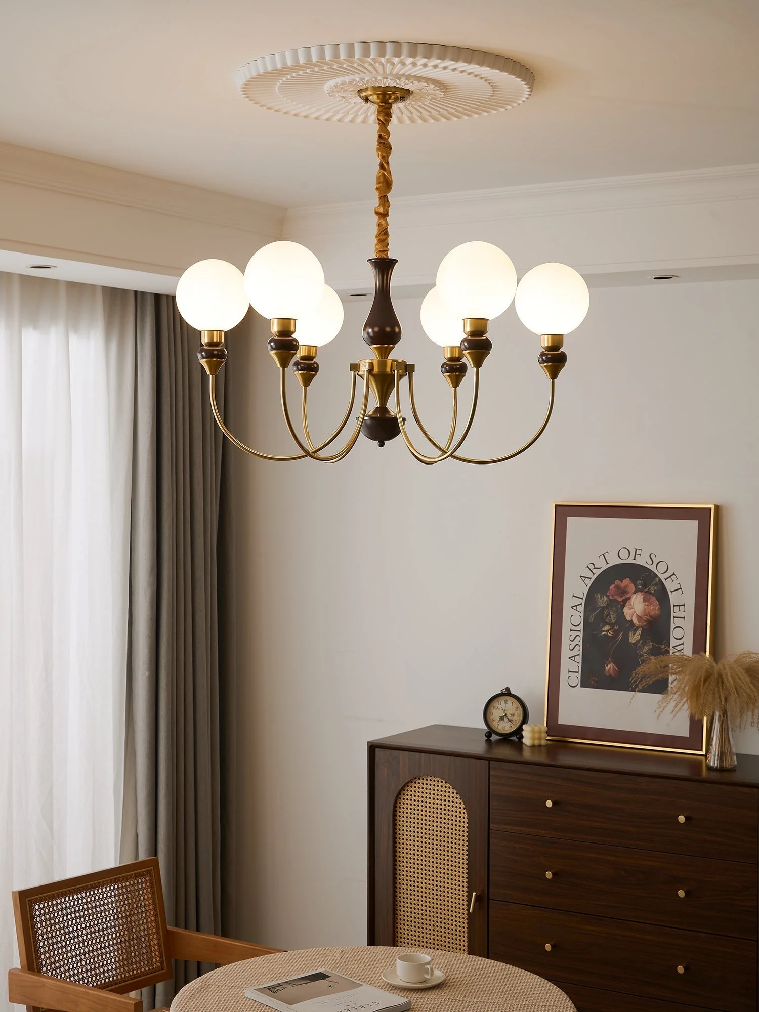 Lustra Chandelier Brass Arms Frosted Glass Globes - Image 9