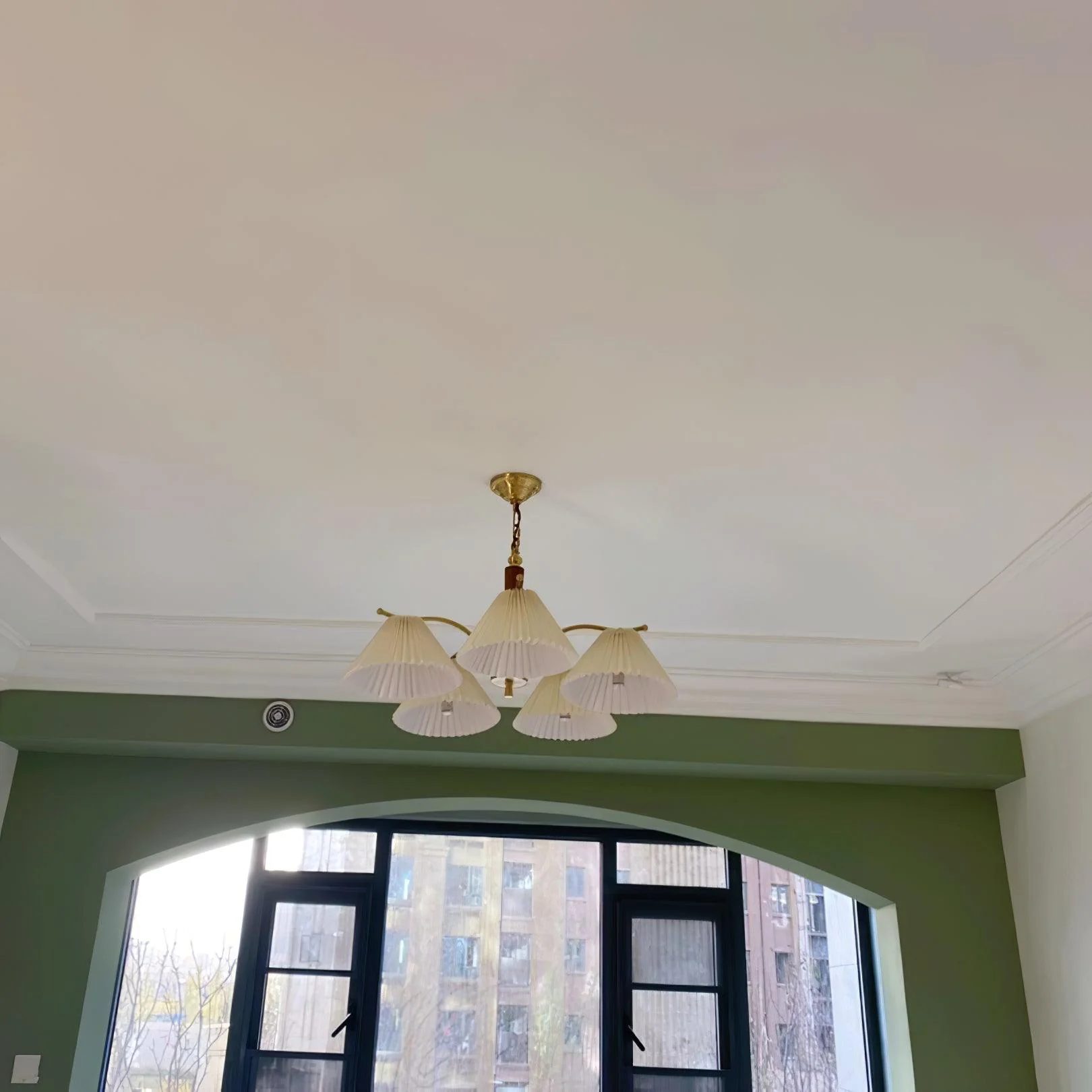 Lustra Chandelier Brass Pleated Shade Classic - Image 30