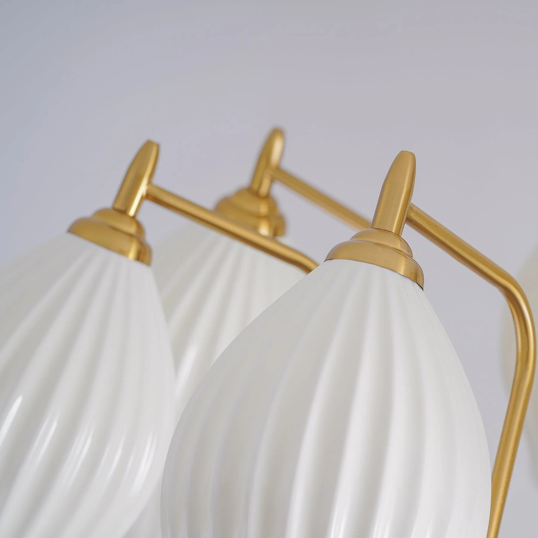 Lustra Chandelier Ceramic Ribbed Sculptural Glass Elegant - Image 30