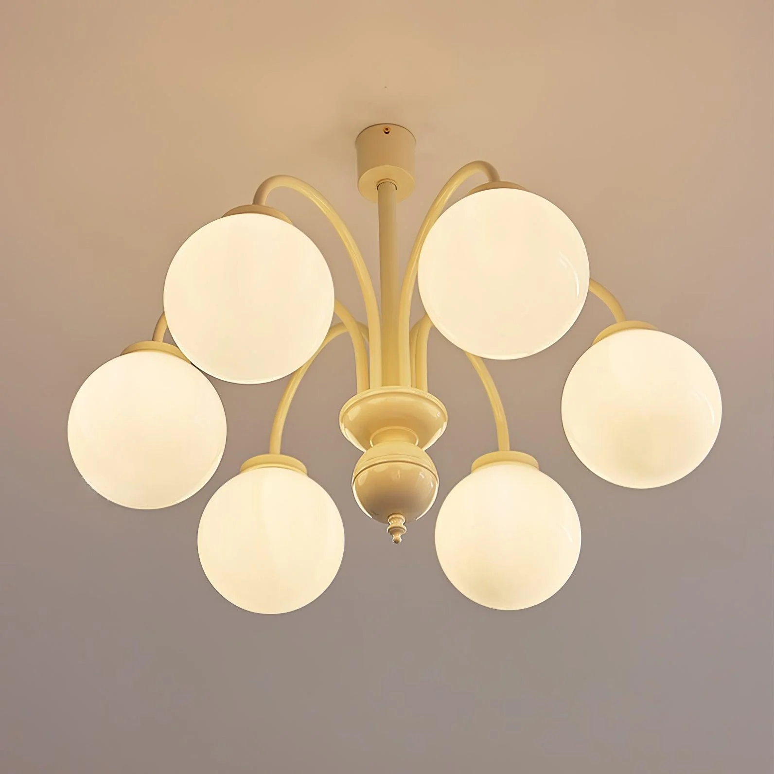 Lustra Chandelier Cream Glass Spheres - Image 14