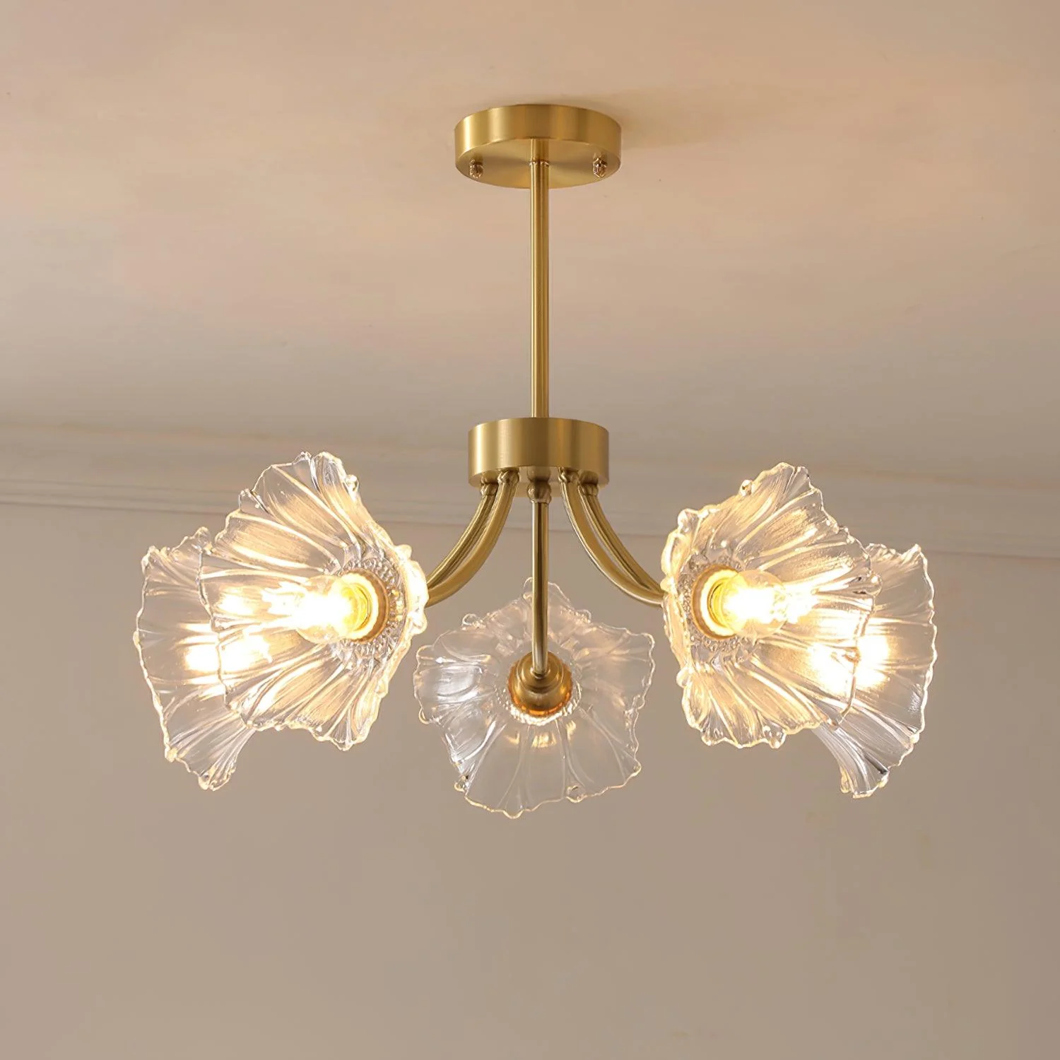 Lustra Chandelier Flower Glass with Brass Finish - Image 23