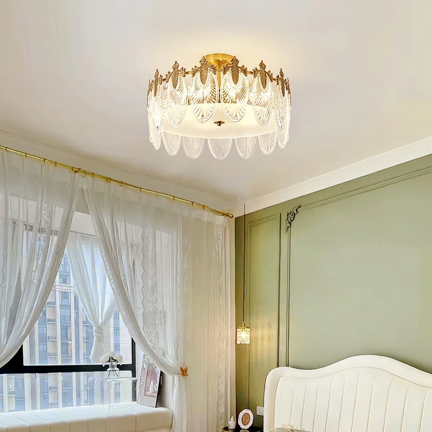 Lustra Chandelier Glass Petals Gold Frame Round - Image 16