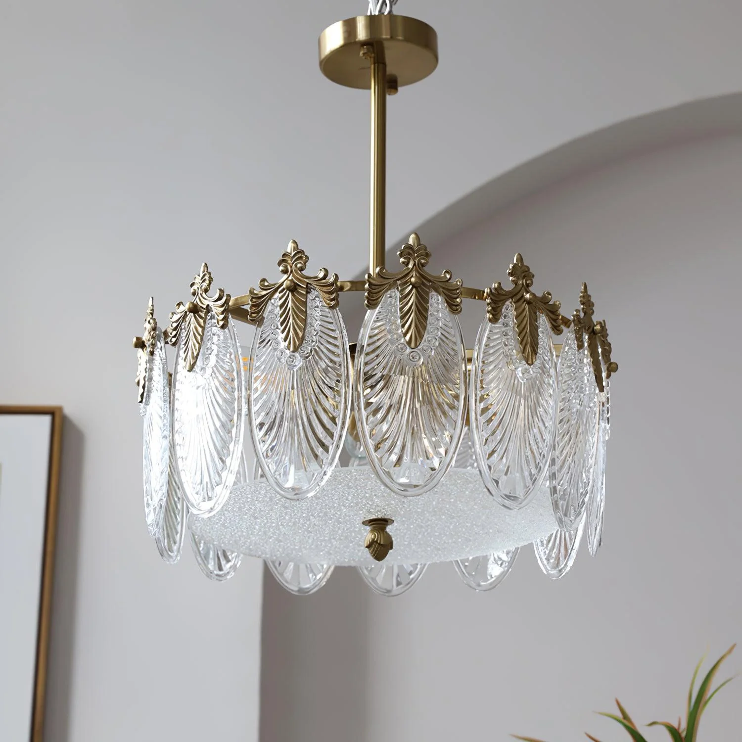 Lustra Chandelier Glass Petals Gold Frame Round - Image 39