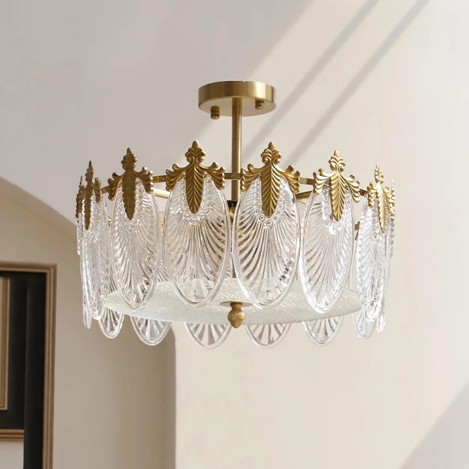 Lustra Chandelier Glass Petals Gold Frame Round - Image 7