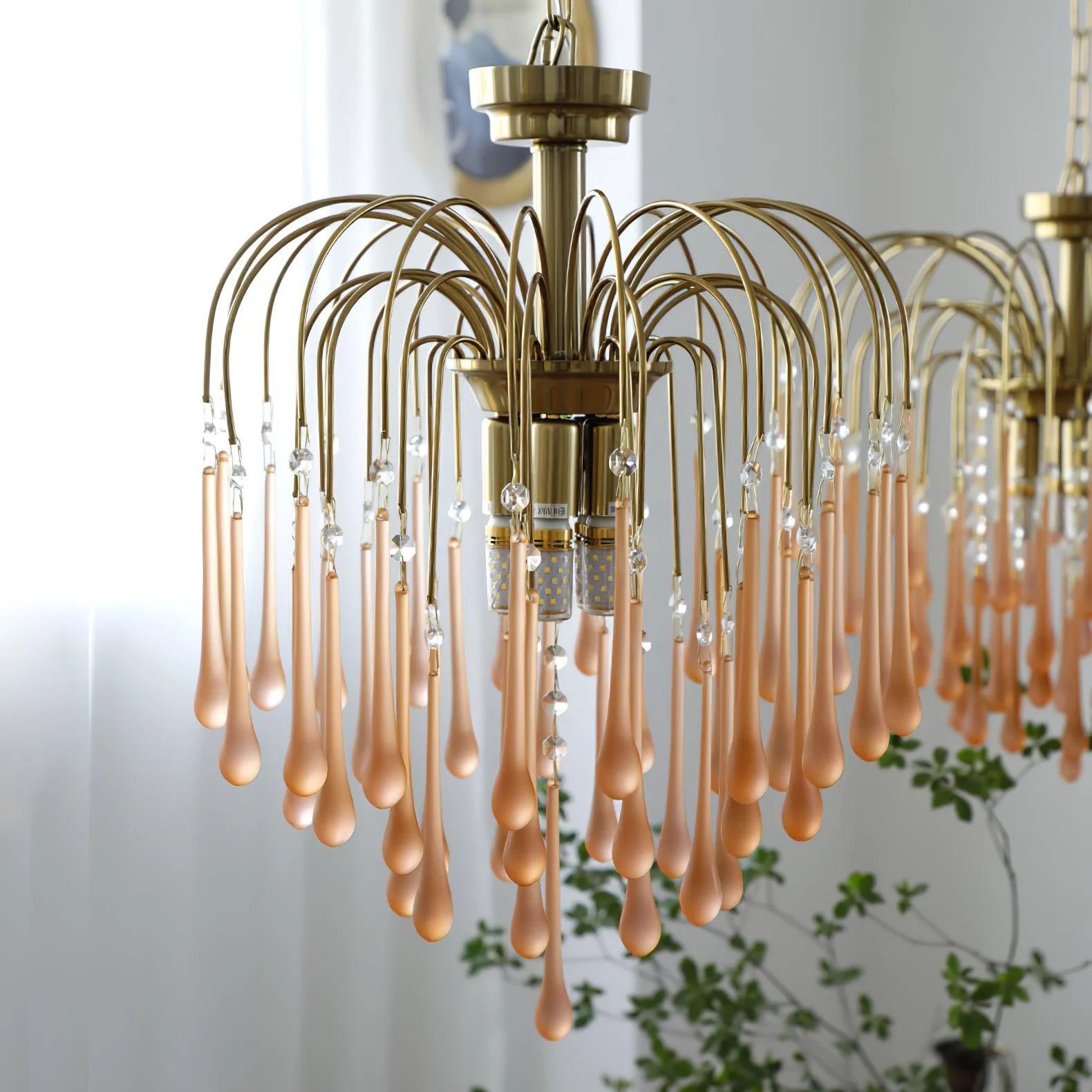 Lustra Chandelier Golden Arms and Crystal - Image 7