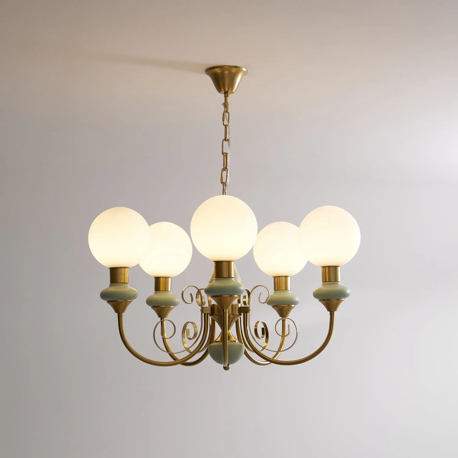 Lustra Chandelier Green Shades Gold Curved Arms - Image 10