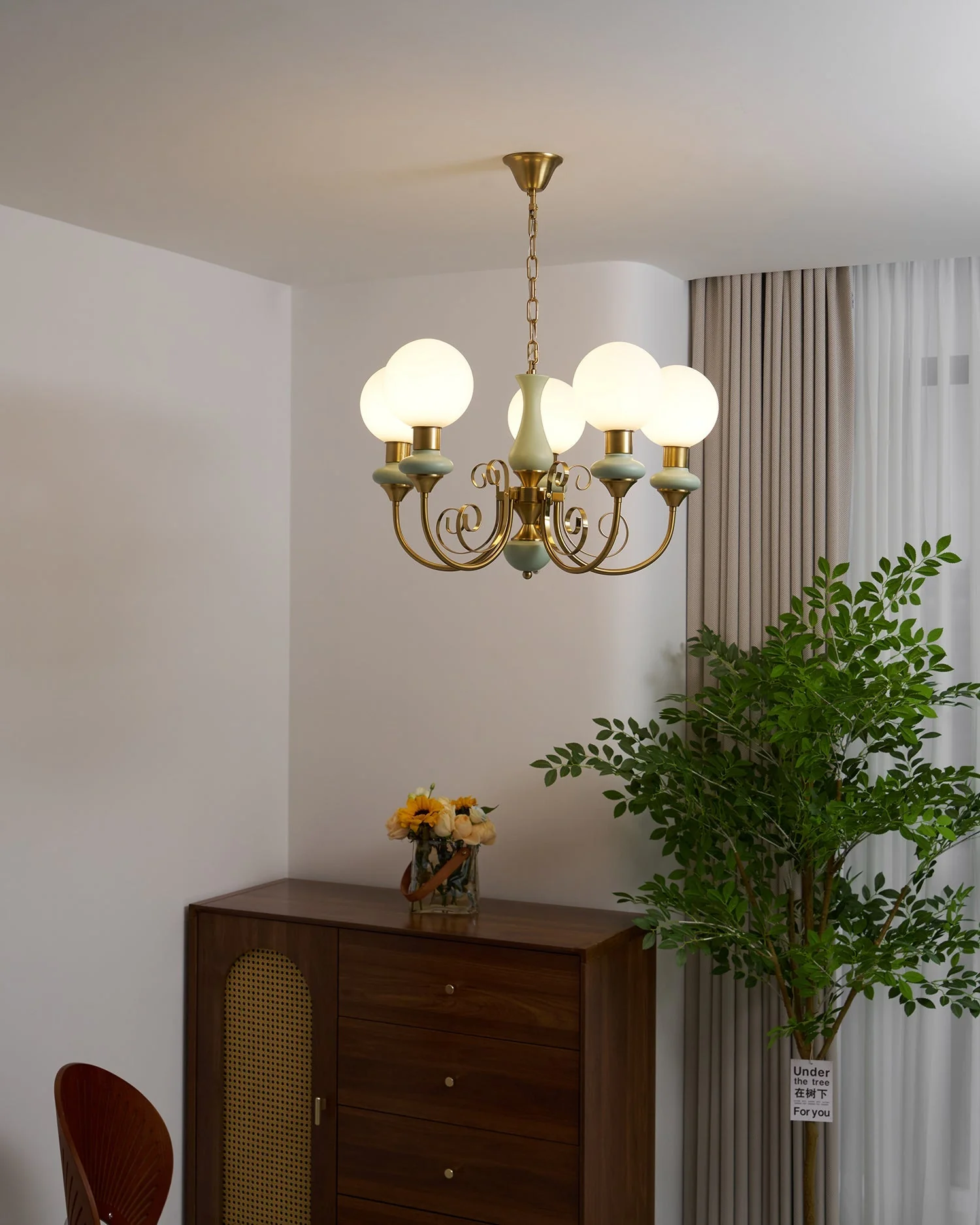 Lustra Chandelier Green Shades Gold Curved Arms - Image 108