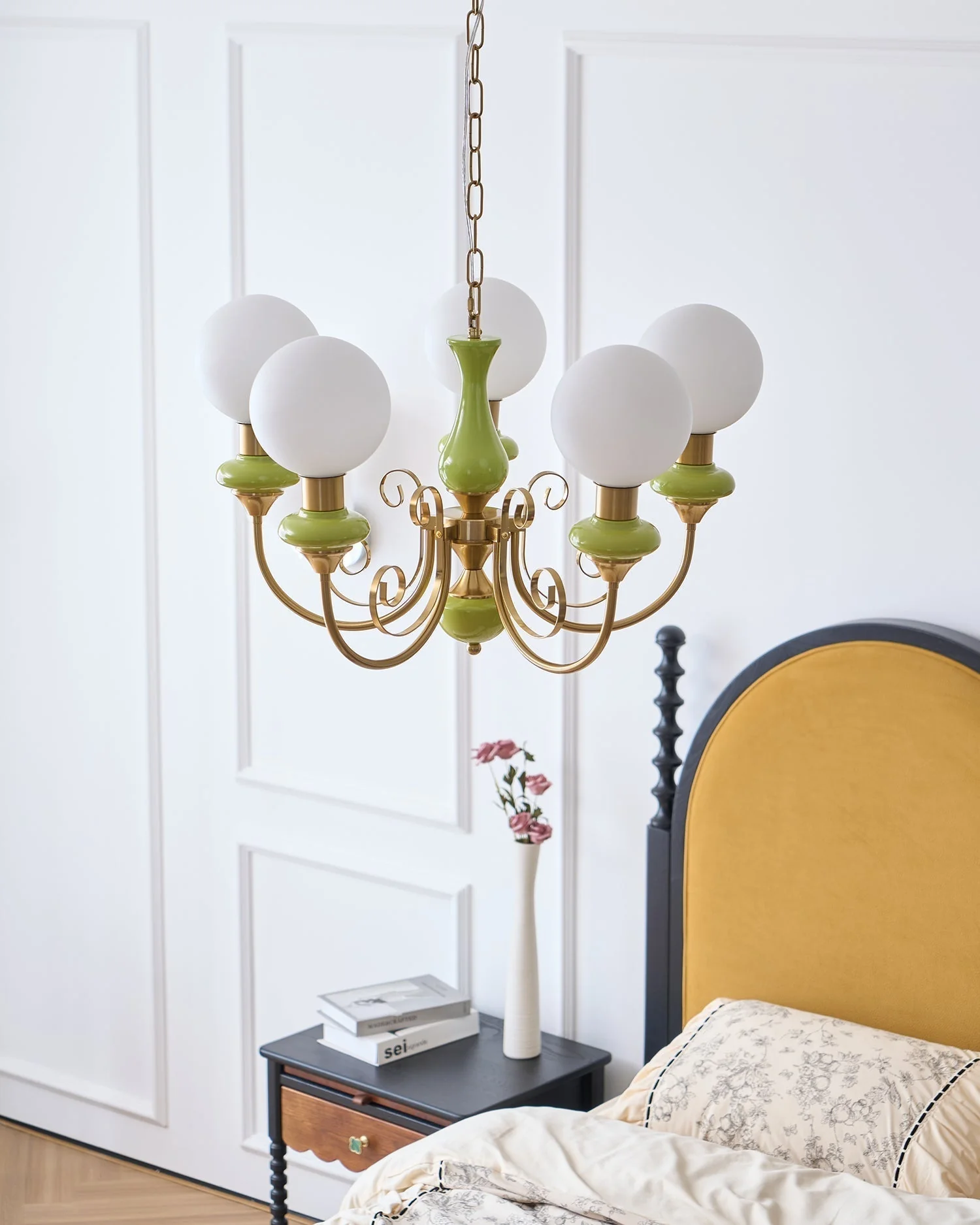 Lustra Chandelier Green Shades Gold Curved Arms - Image 38
