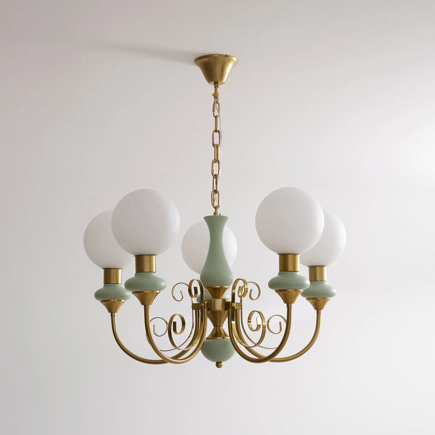 Lustra Chandelier Green Shades Gold Curved Arms - Image 8
