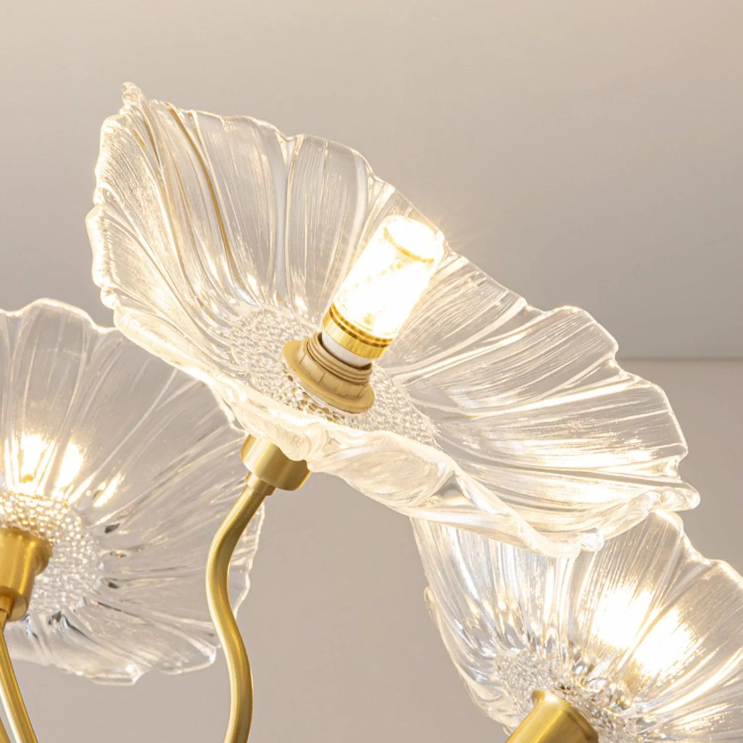 Lustra Chandelier Lotus Leaf Glass - Image 32