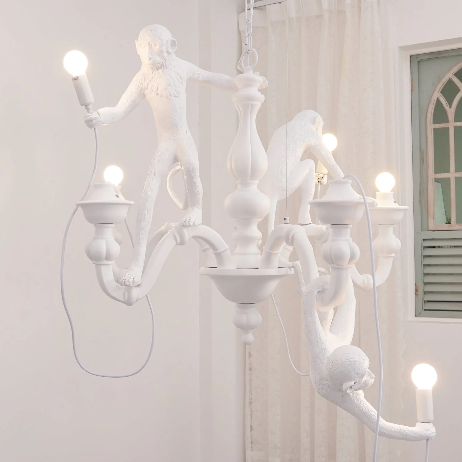Lustra Chandelier Monkey Black Playful Sculpture - Image 18