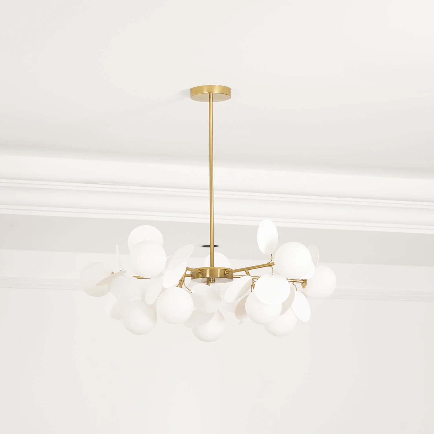 Lustra Chandelier Off White Tree Eight Open Shades - Image 57