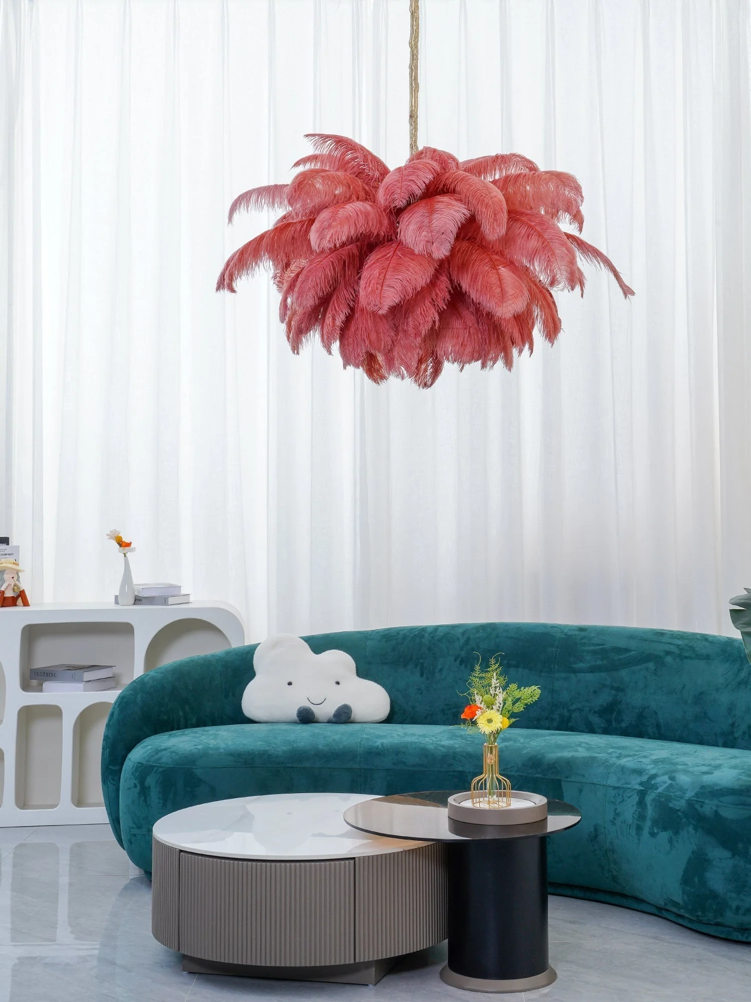 Lustra Chandelier Ostrich Feather Large Brass Stem - Image 107