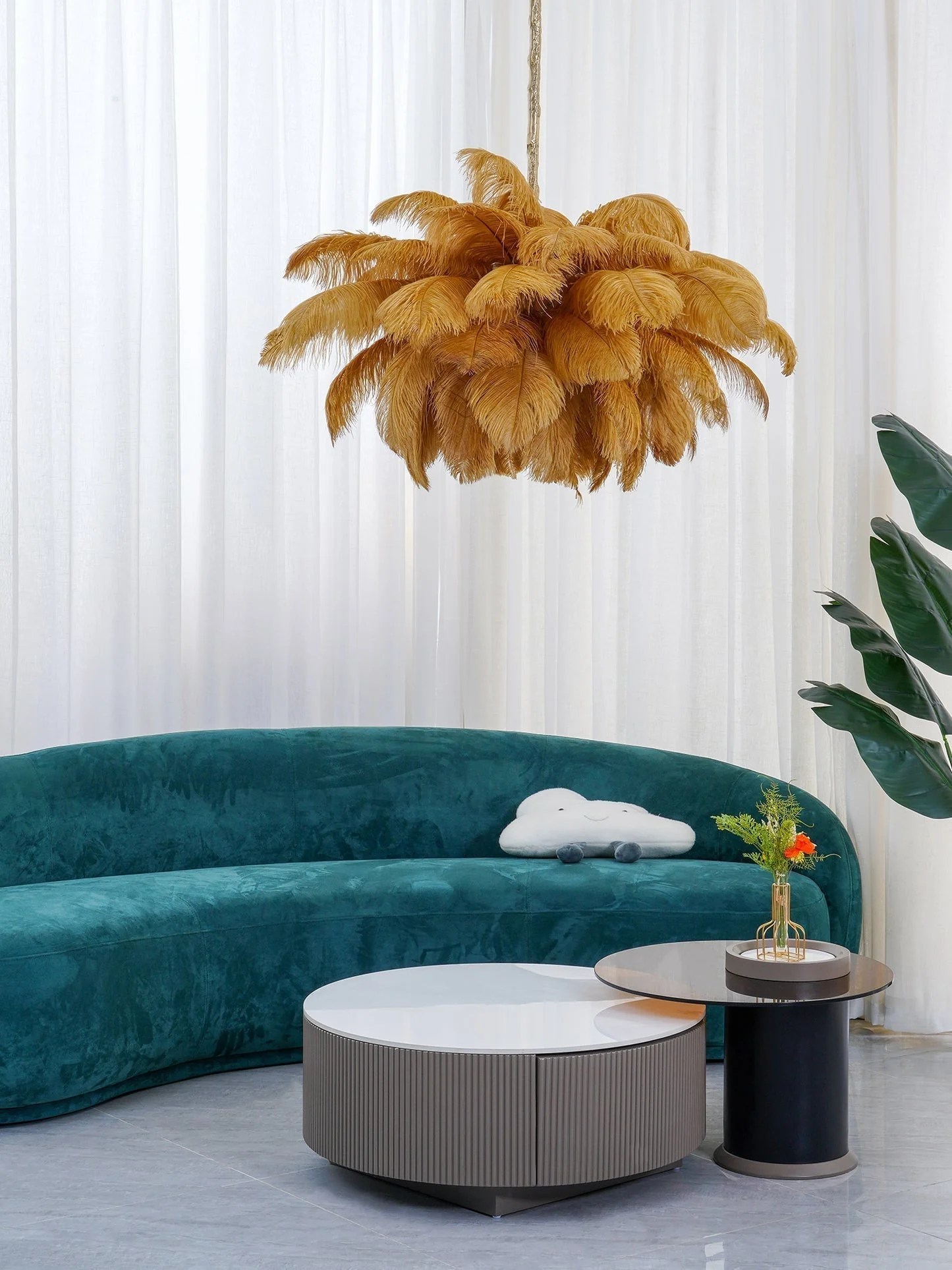 Lustra Chandelier Ostrich Feather Large Brass Stem - Image 85