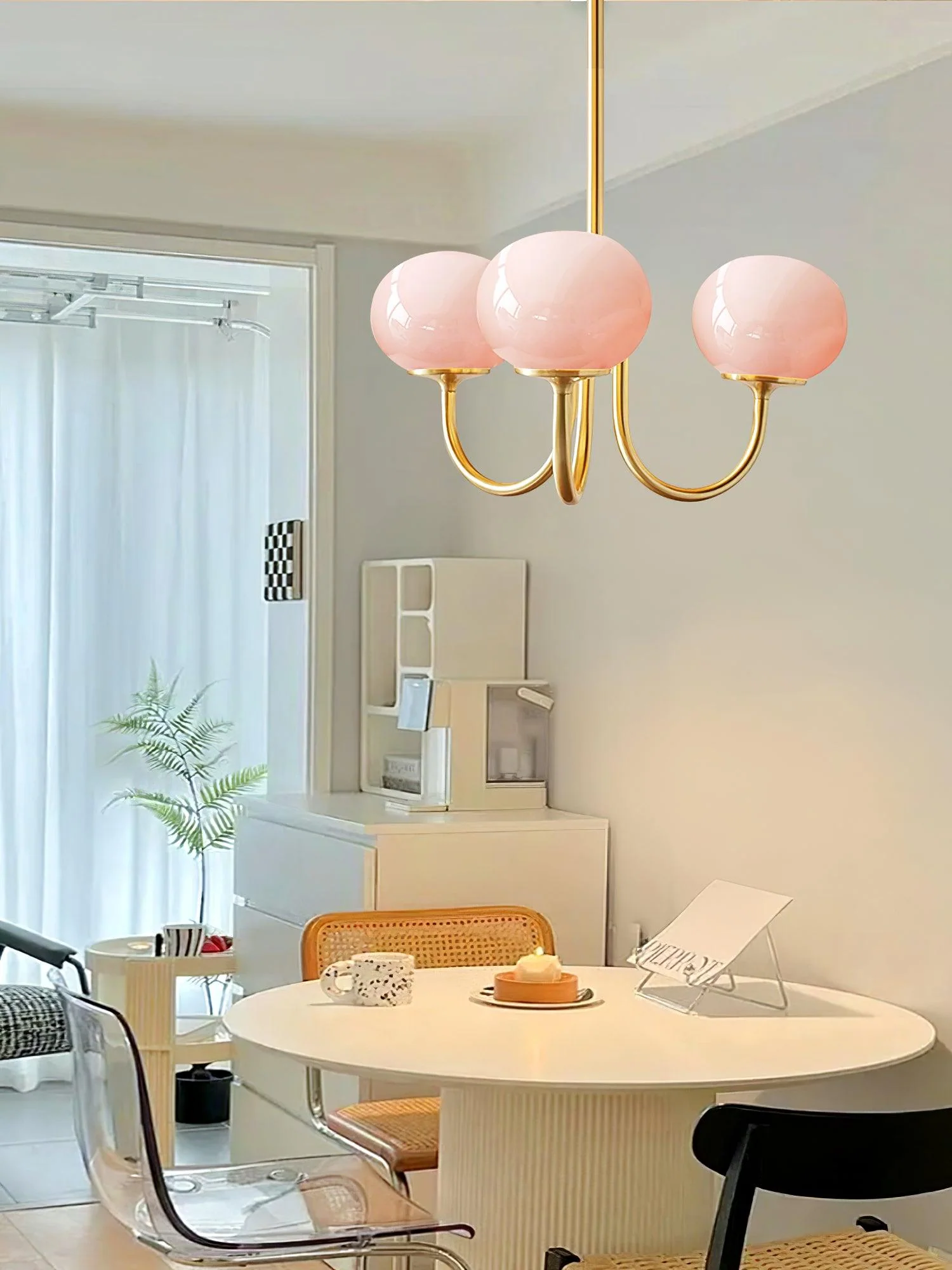 Lustra Chandelier Pink Glass Globe Gold - Image 21