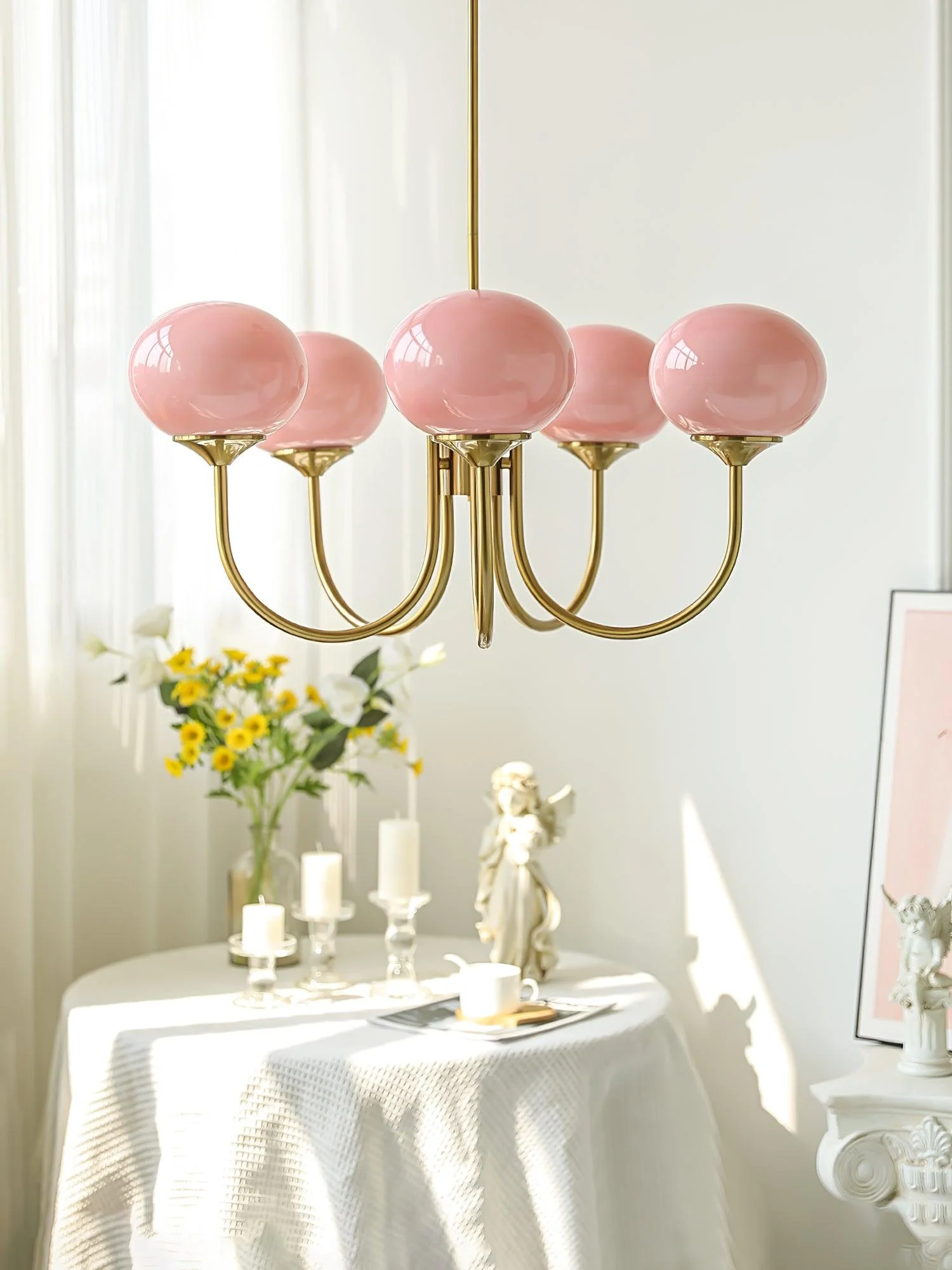 Lustra Chandelier Pink Glass Globe Gold - Image 25