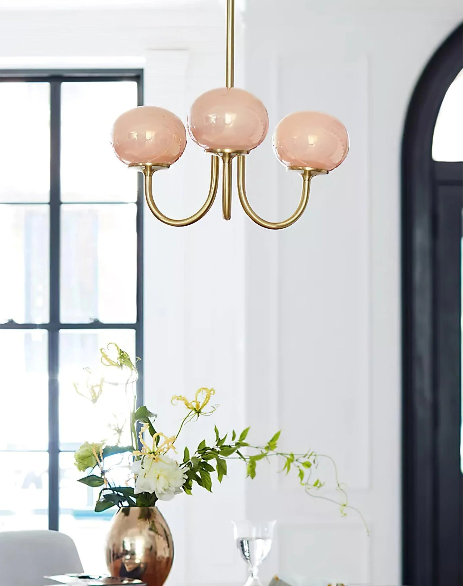 Lustra Chandelier Pink Glass Globe Gold - Image 26