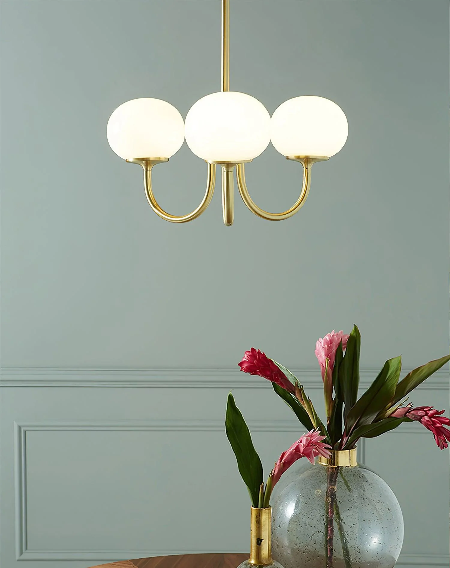 Lustra Chandelier Pink Glass Globe Gold - Image 30