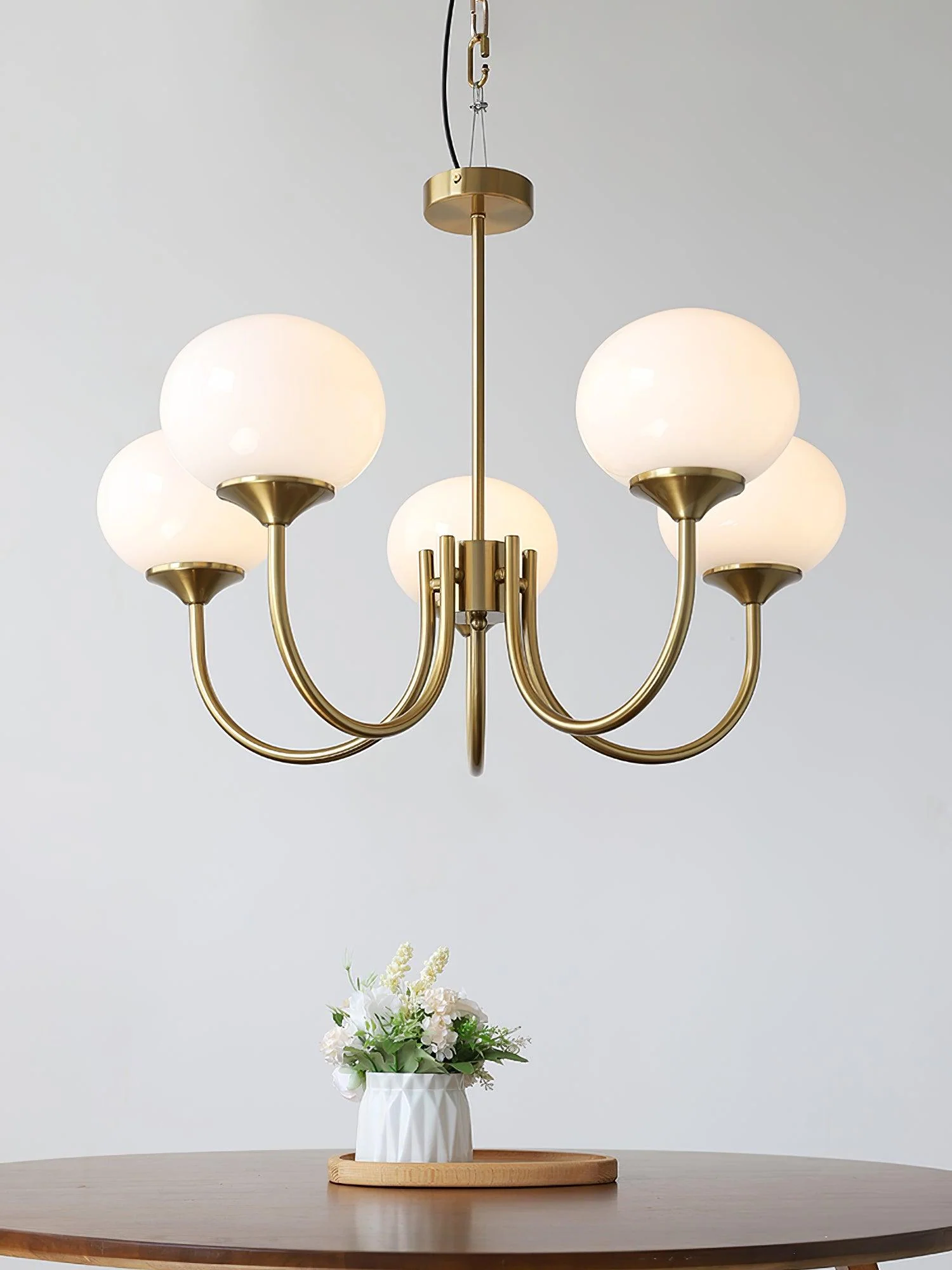 Lustra Chandelier Pink Glass Globe Gold - Image 32