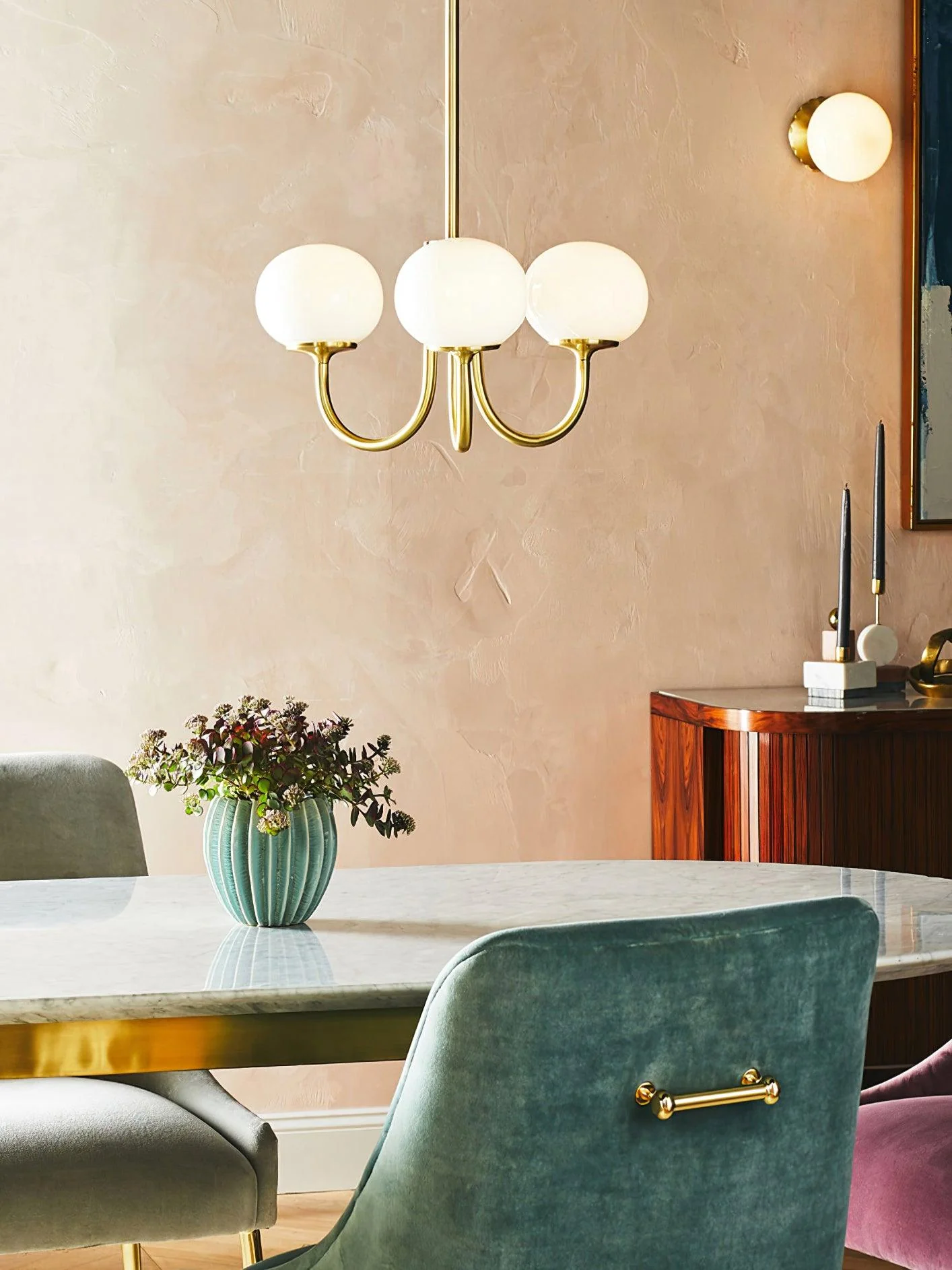 Lustra Chandelier Pink Glass Globe Gold - Image 33