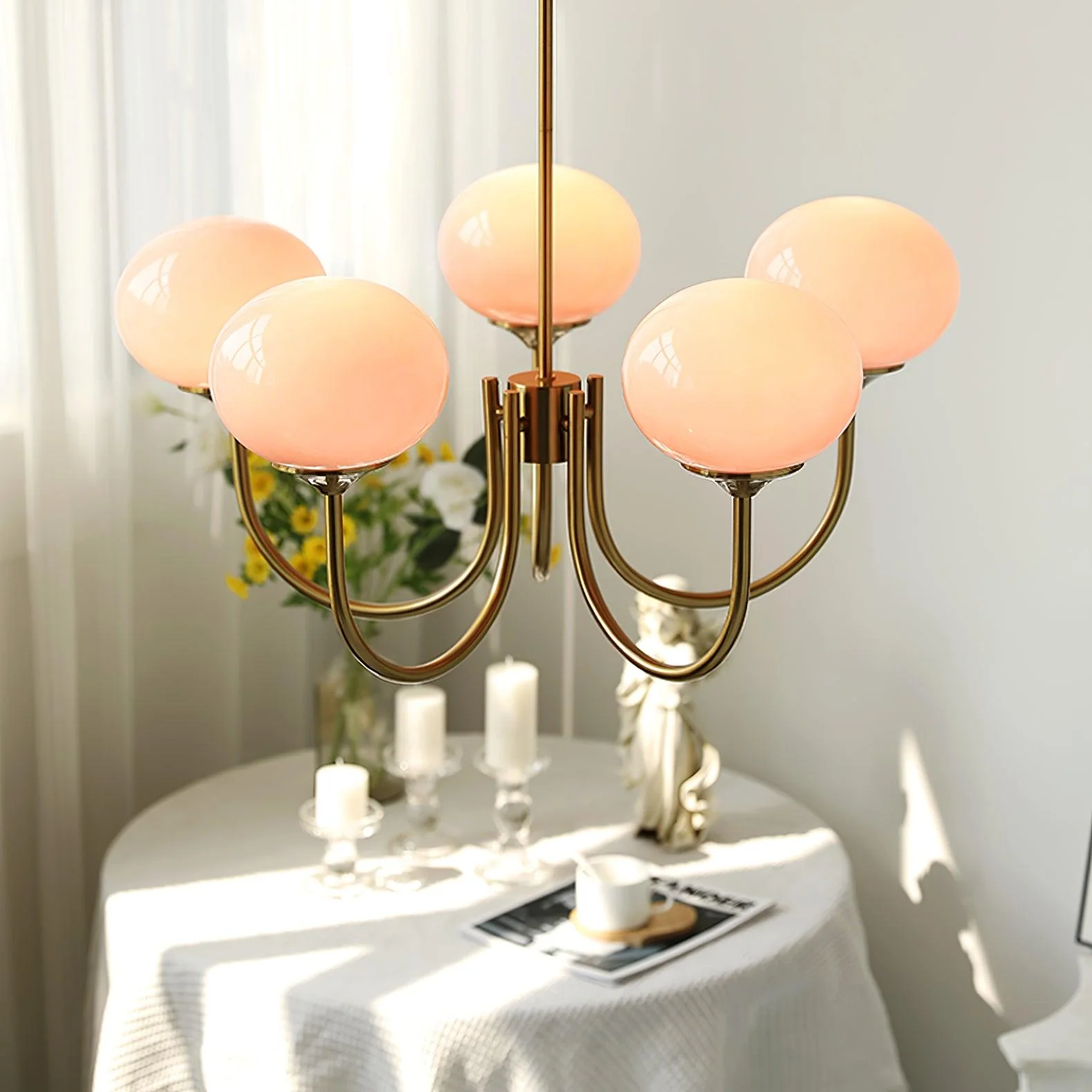 Lustra Chandelier Pink Glass Globe Gold - Image 36