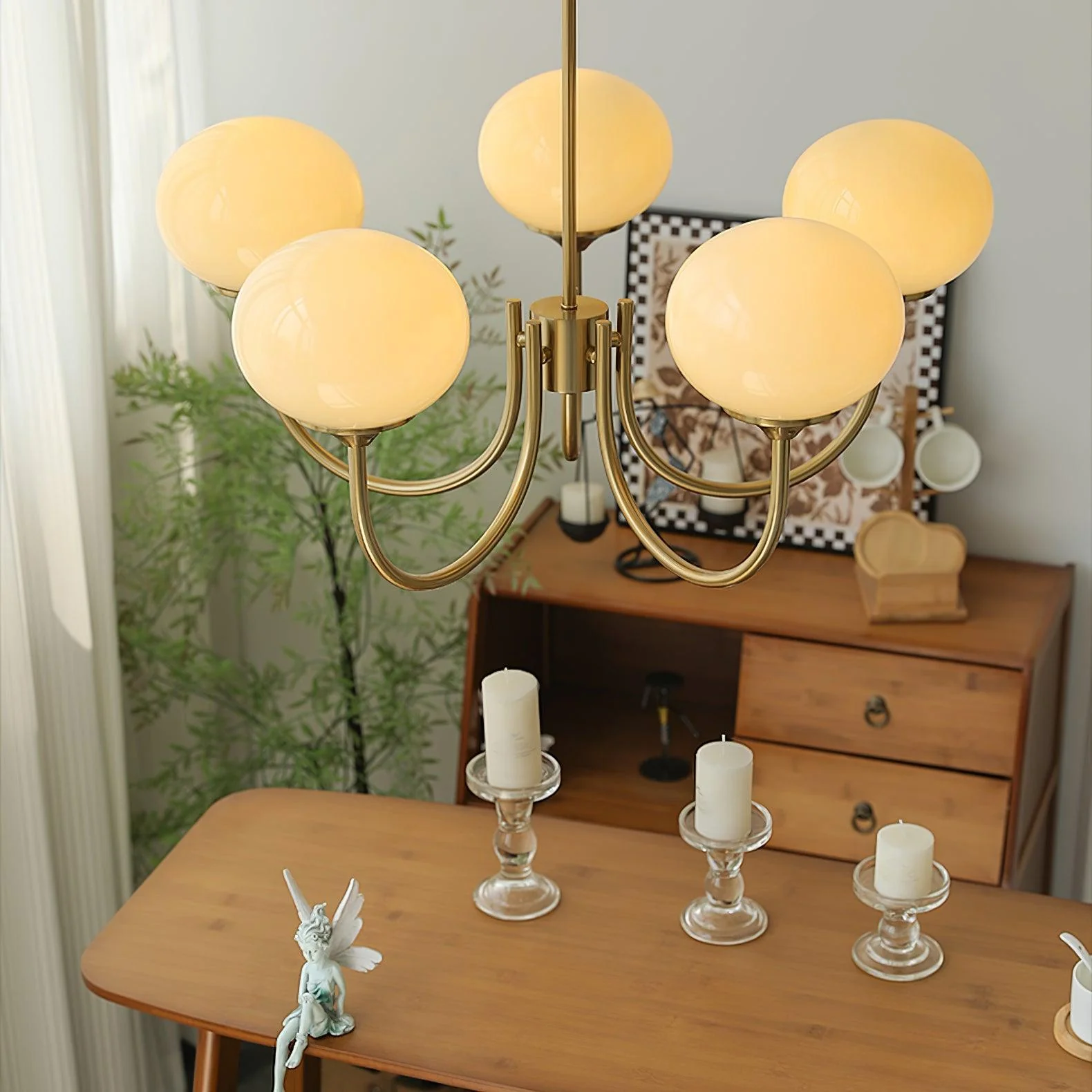 Lustra Chandelier Pink Glass Globe Gold - Image 8