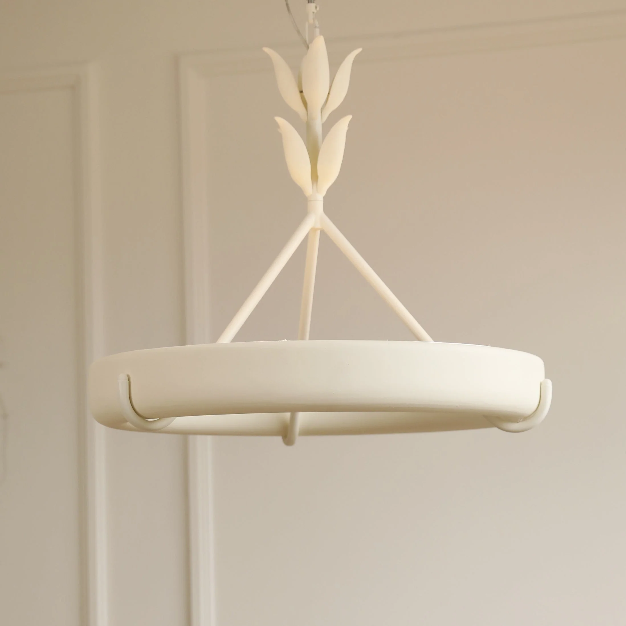 Lustra Chandelier Plaster White Floral Shape Minimalist - Image 40