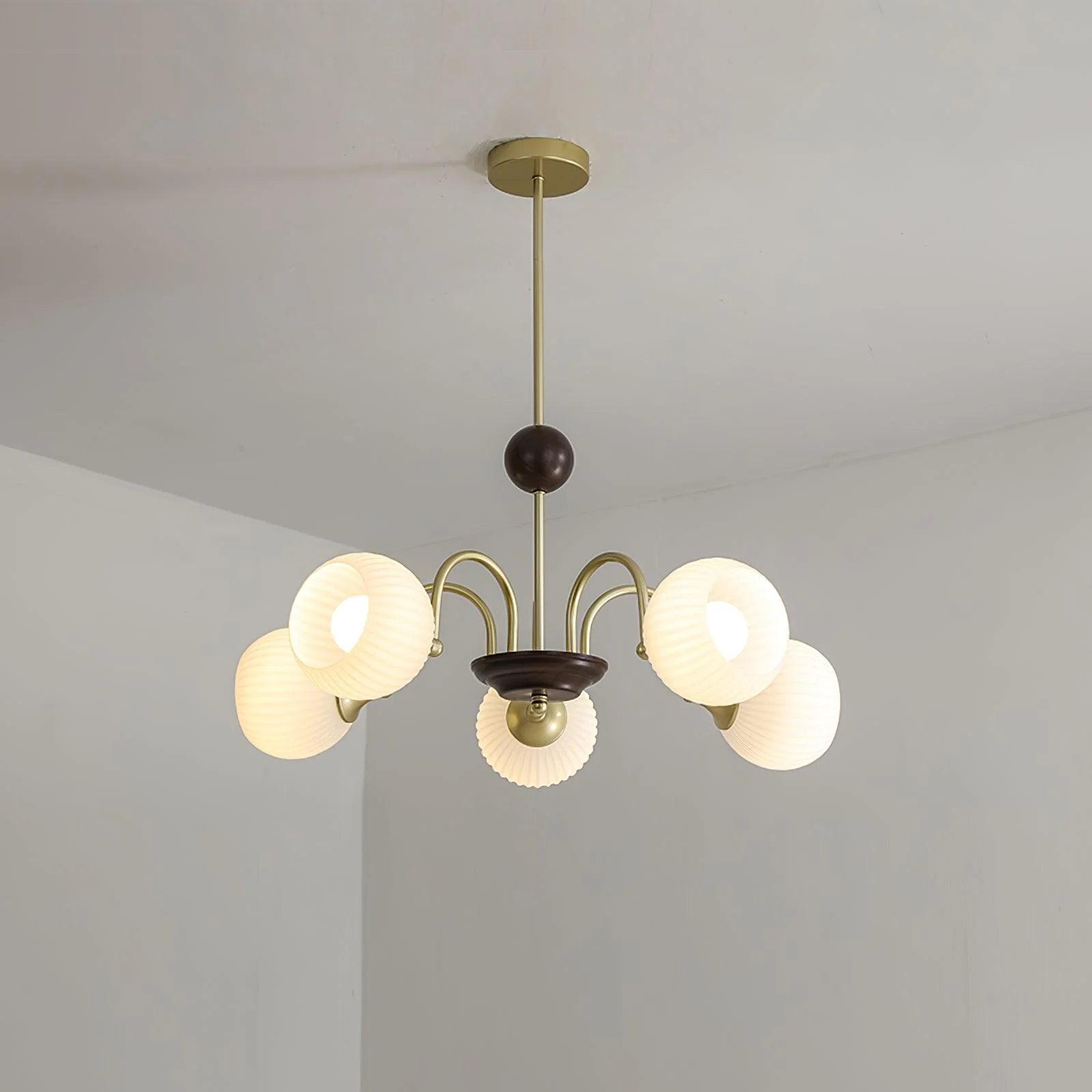 Lustra Chandelier Sculptural Glass Ribbed with Iron - Image 44