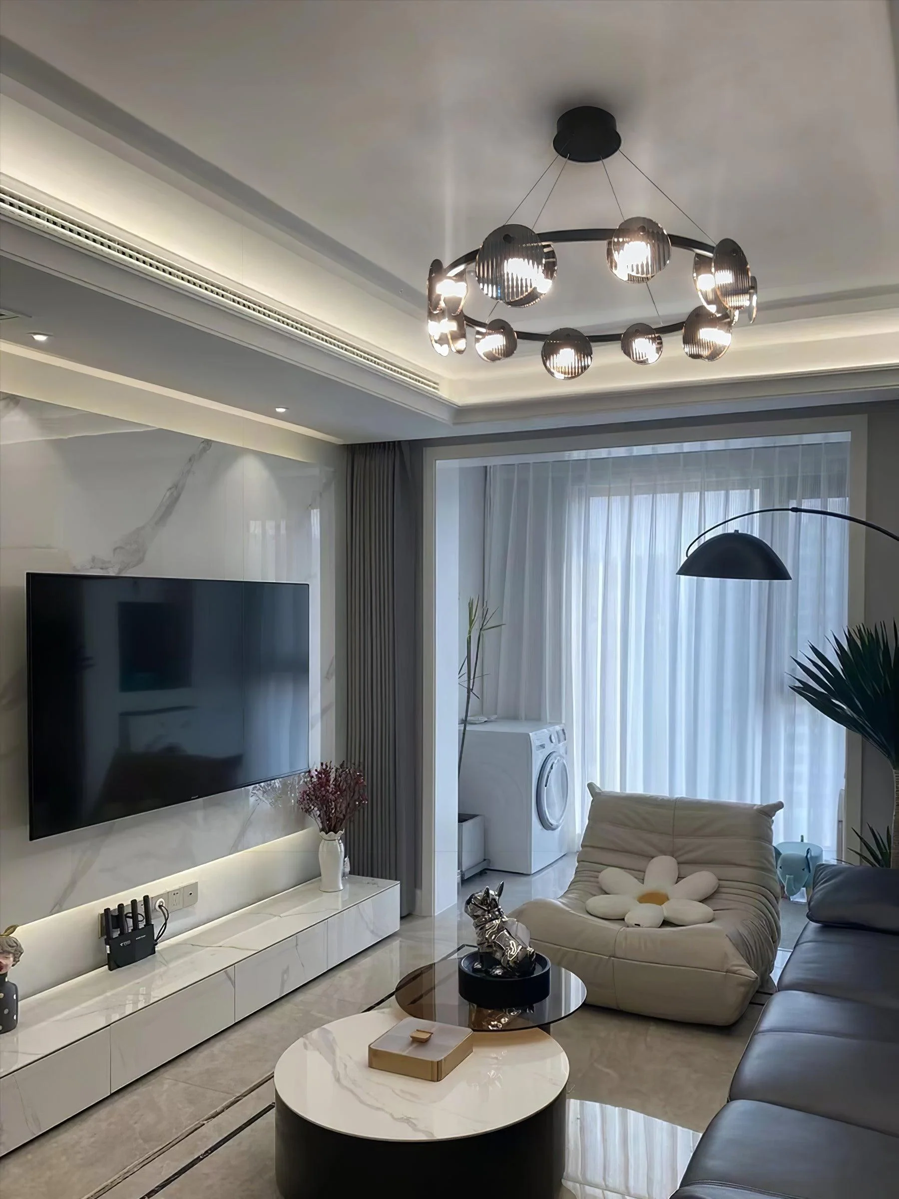 Lustra Chandelier Smoked Glass and Black - Image 11