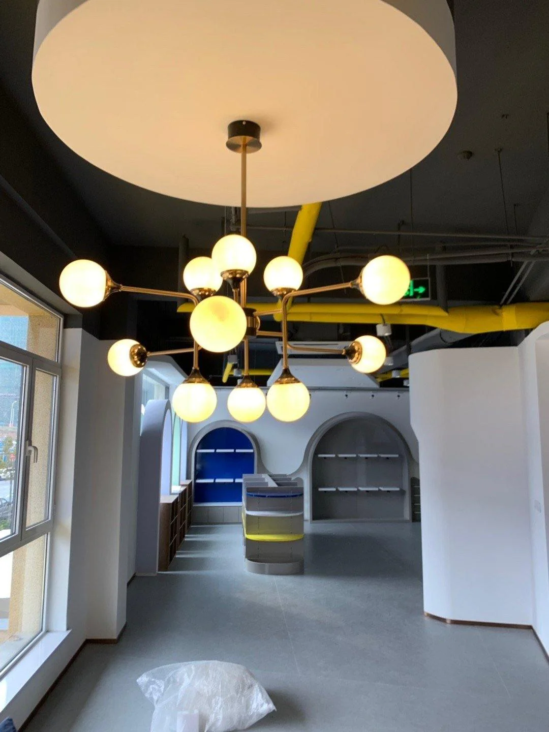 Lustra Chandelier Stilnovo Brass Black Glass - Image 3