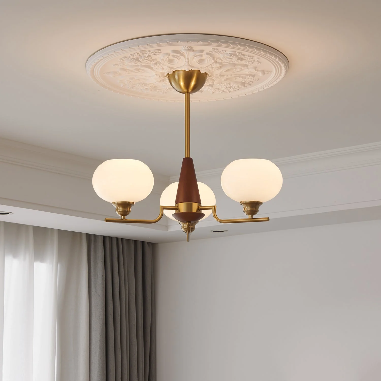 Lustra Chandelier Walnut Frosted Glass Globes - Image 20