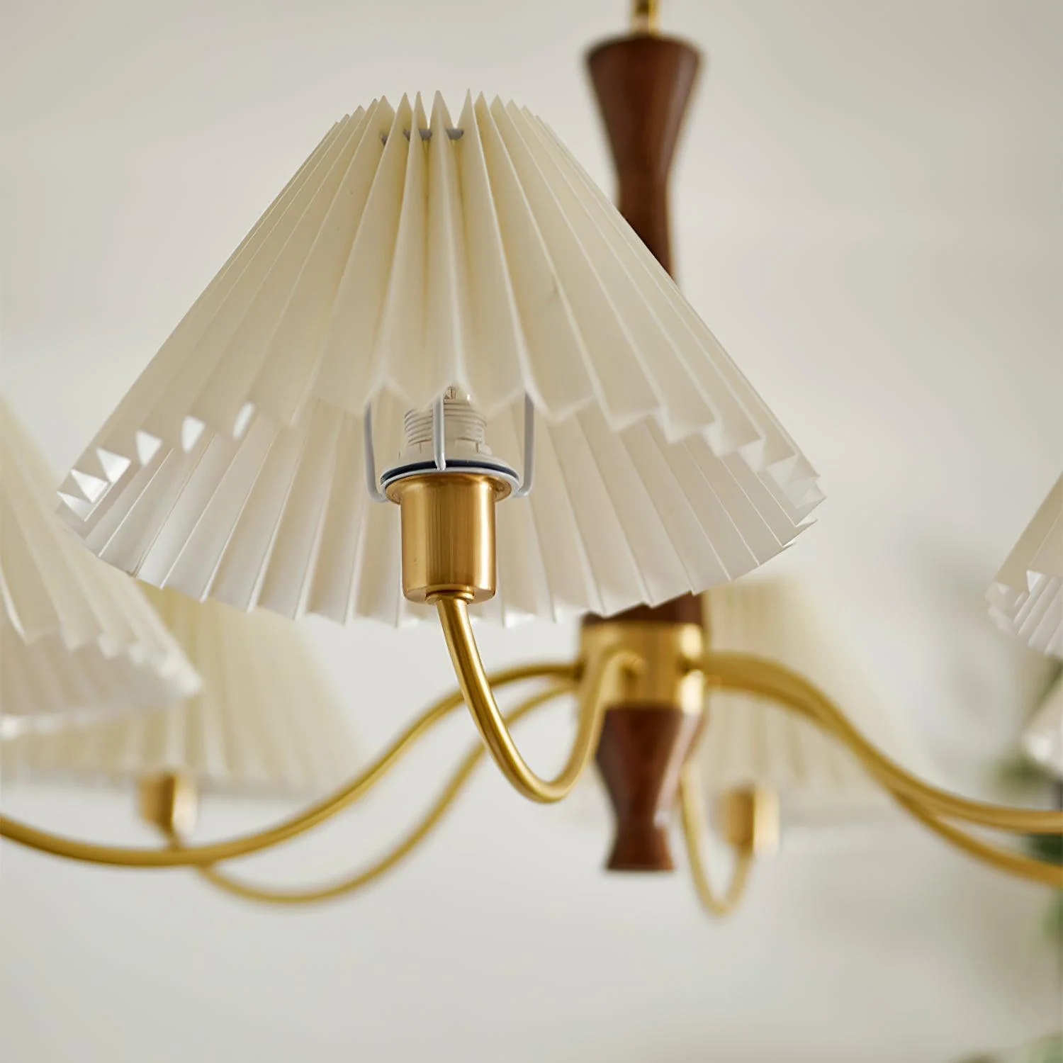 Lustra Chandelier White Pleated Lampshades - Image 22