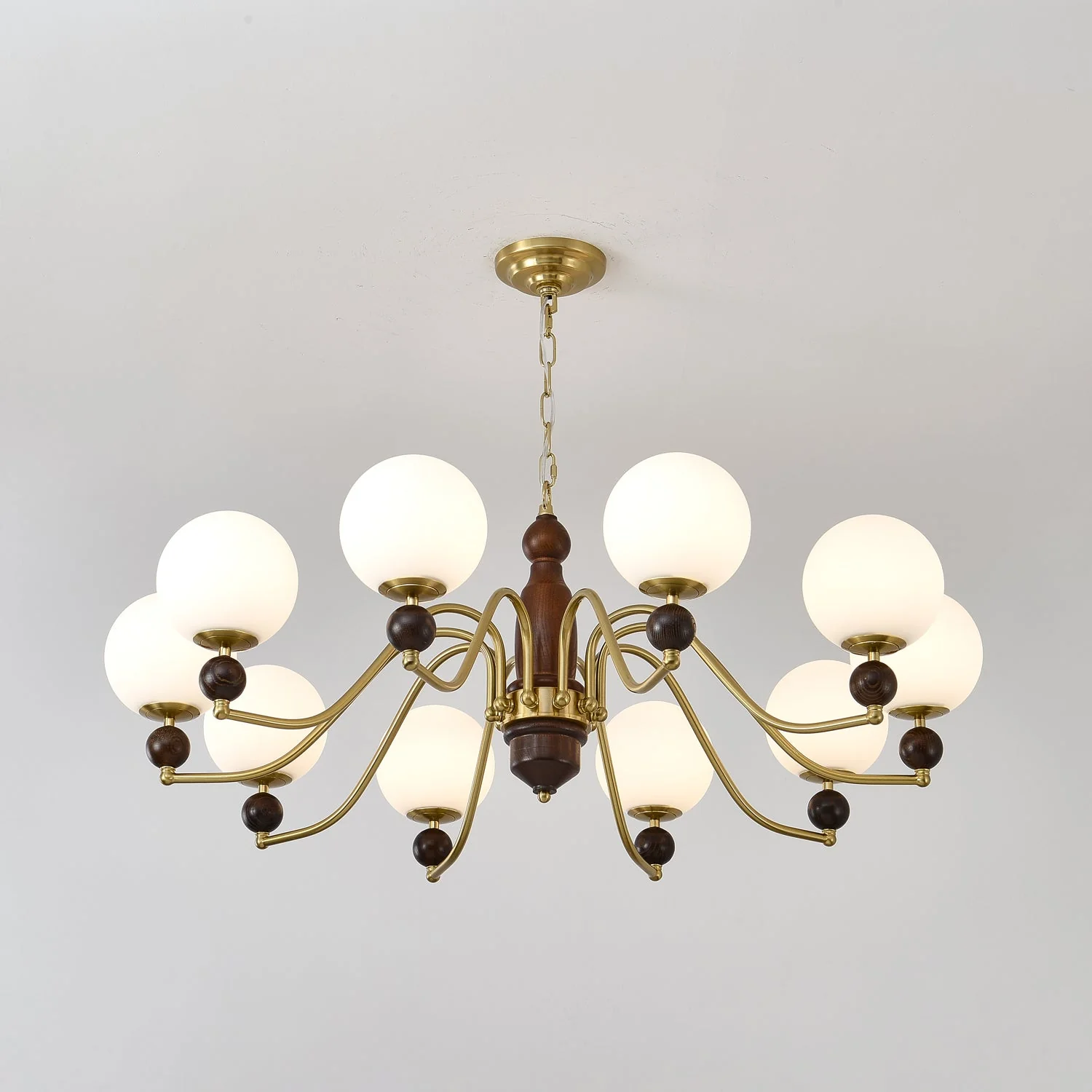 Lustra Chandelier Wood & Brass Globe - Image 8