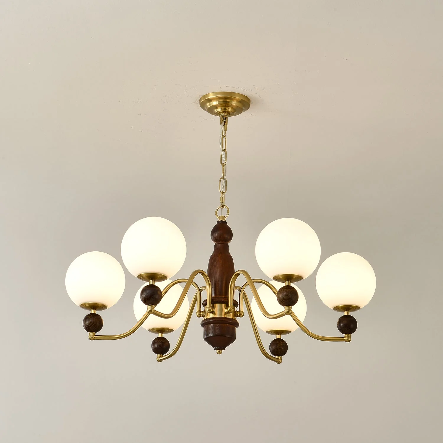 Lustra Chandelier Wood & Brass Globe - Image 9