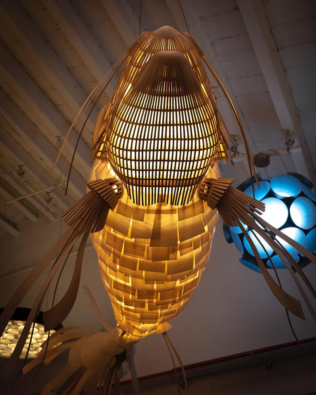 Lustra Chandelier Wooden Fish Handmade - Image 7