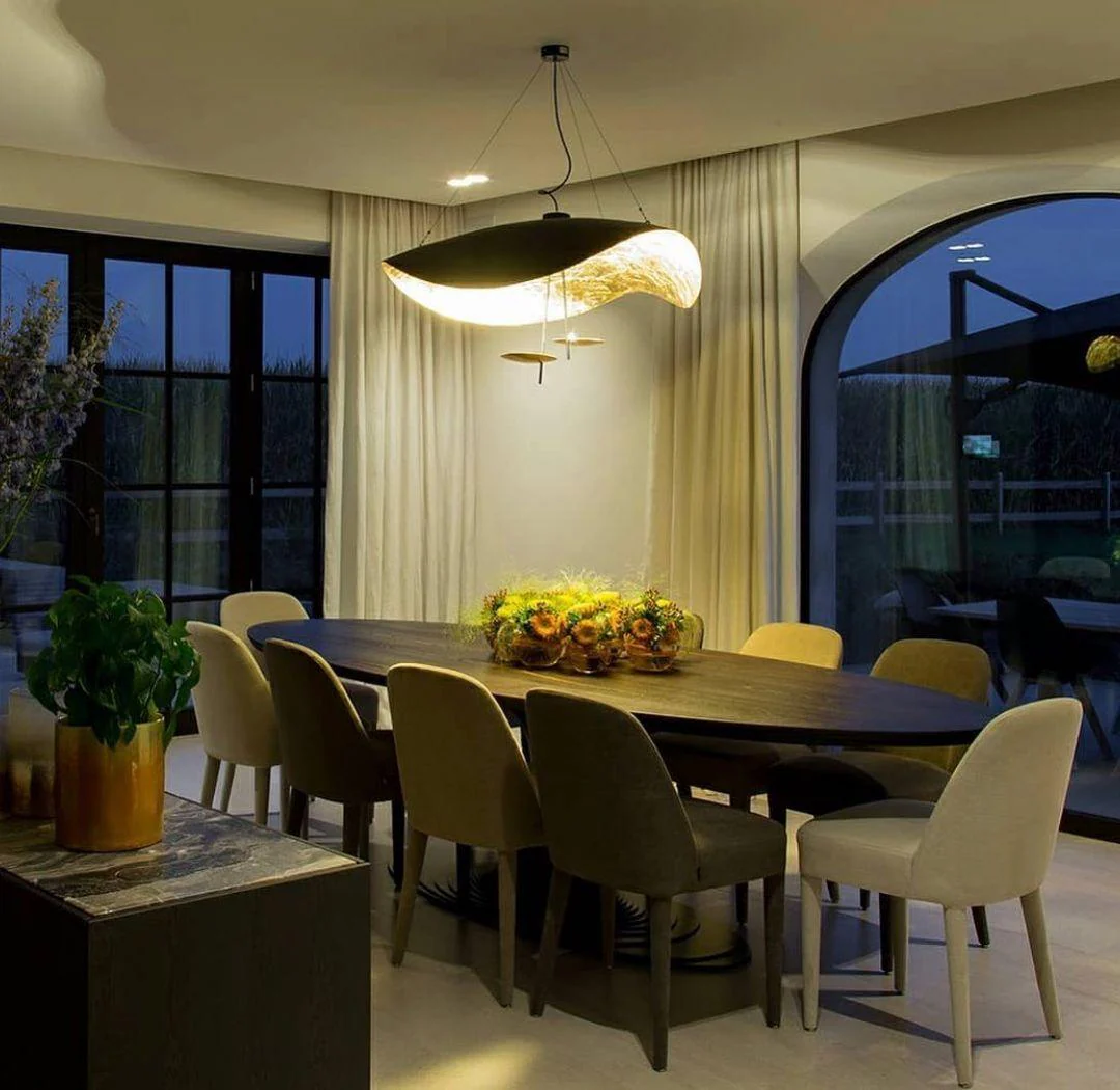 Lustra Pendant Lamp Black Gold Curved Shade - Image 124