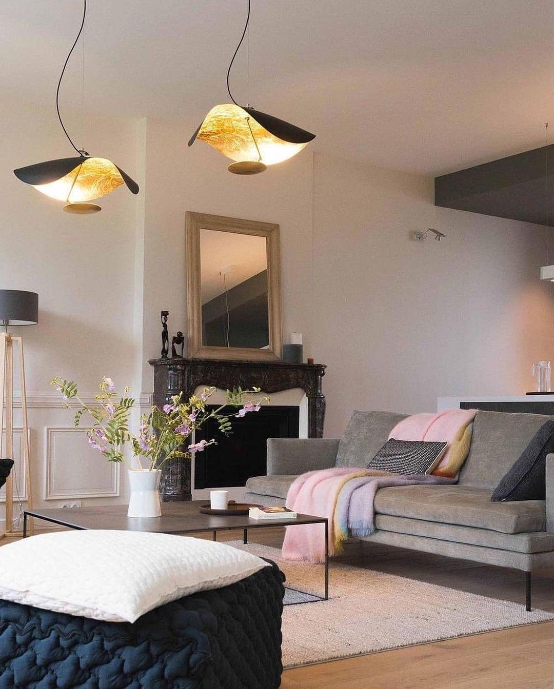 Lustra Pendant Lamp Black Gold Curved Shade - Image 145