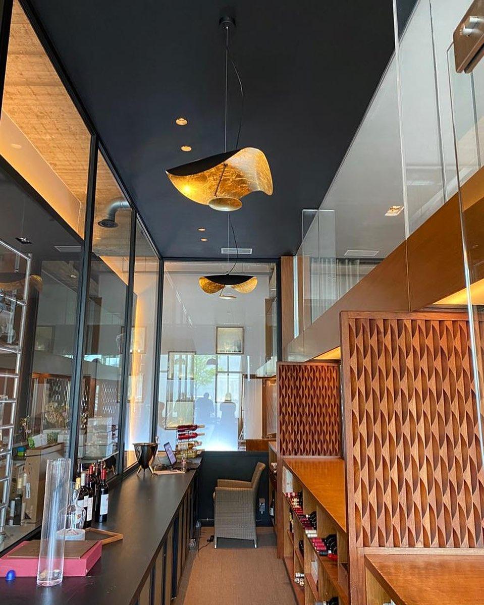 Lustra Pendant Lamp Black Gold Curved Shade - Image 38