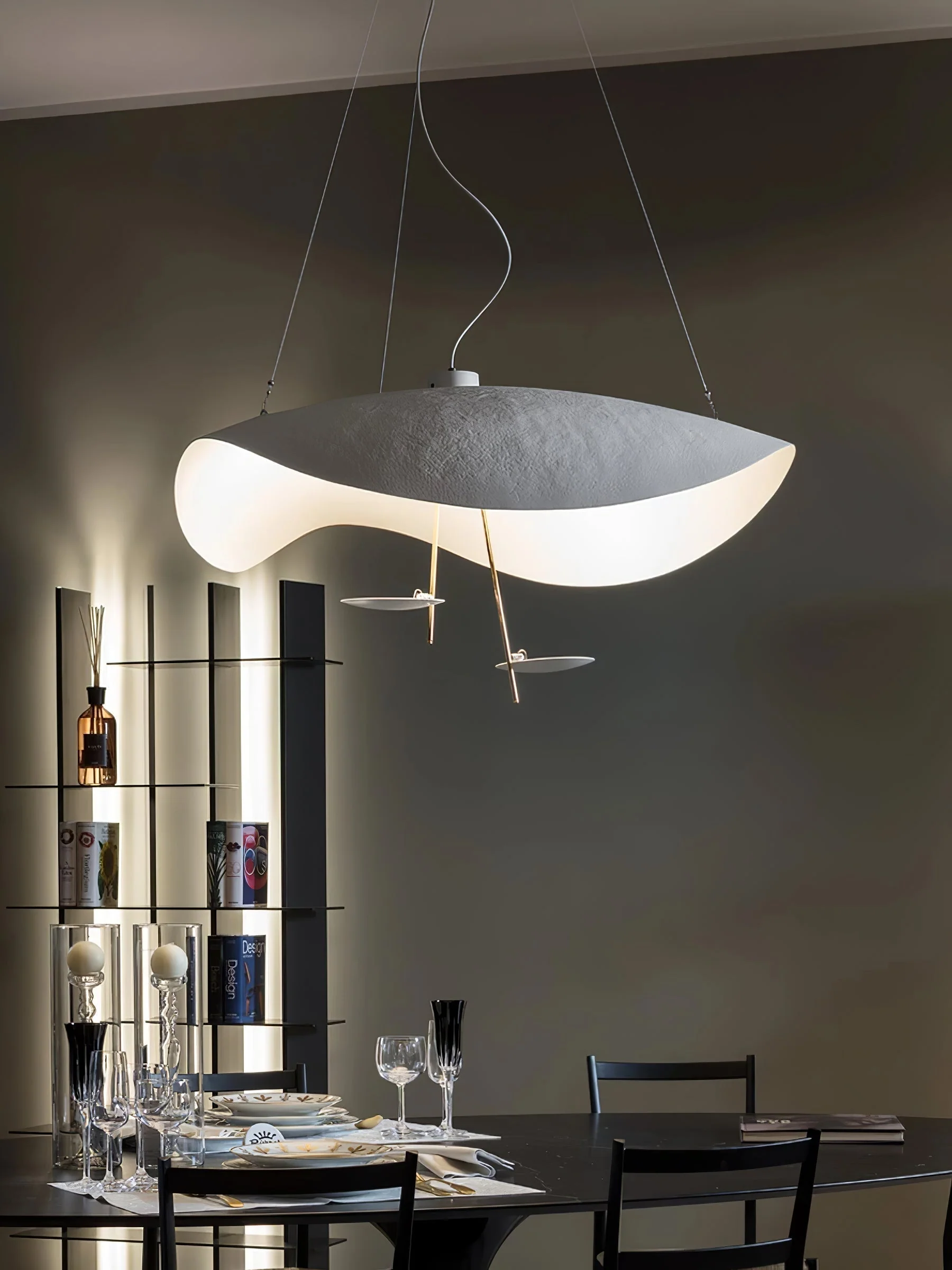 Lustra Pendant Lamp Black Gold Curved Shade - Image 89