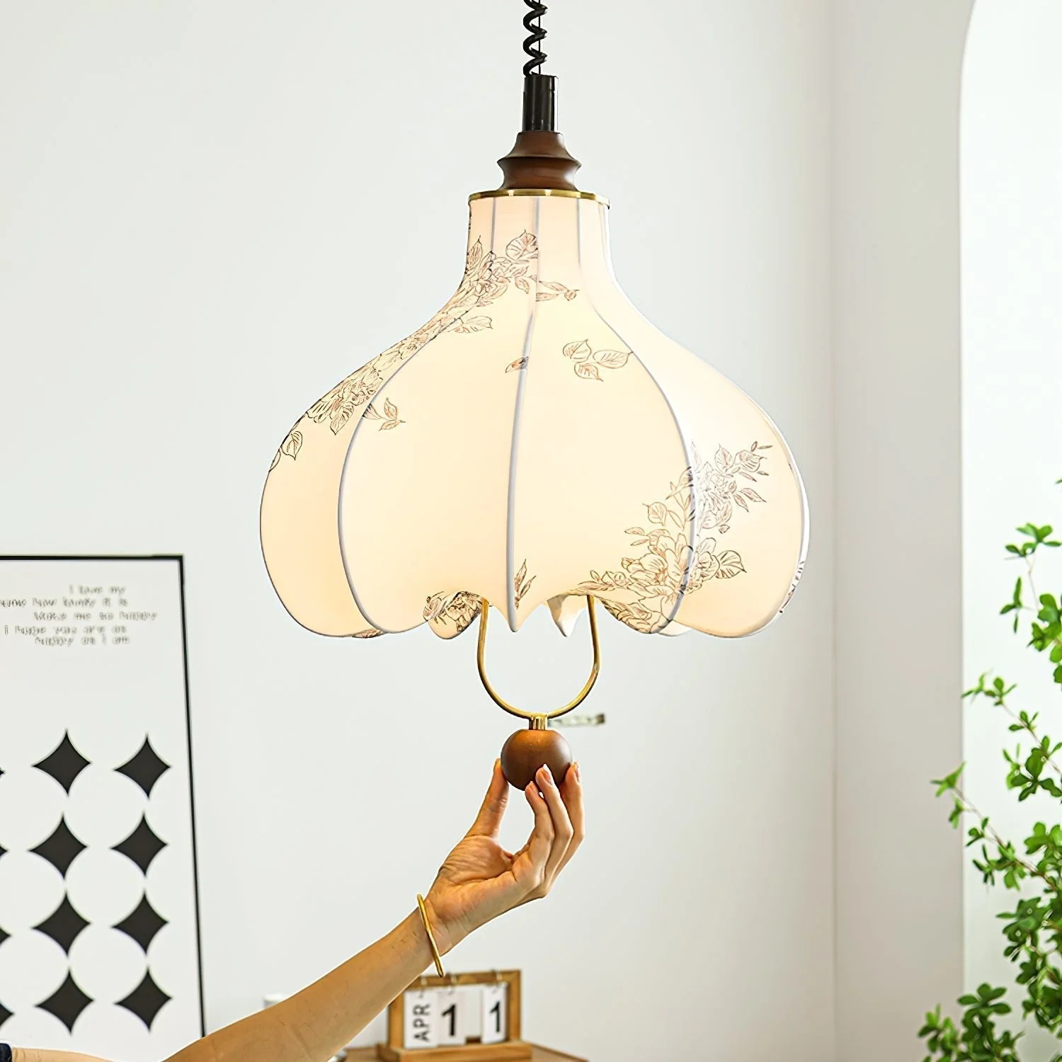 Lustra Pendant Lamp Pear Fabric Lantern for Living Room - Image 4