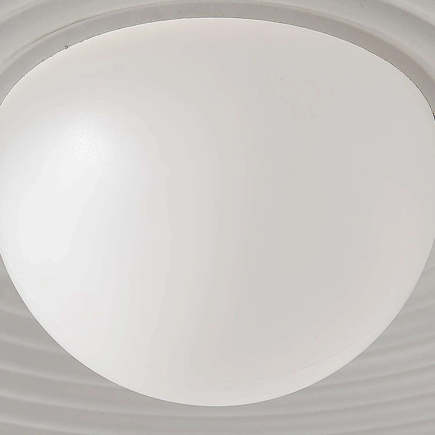 Lustra Pendant Light PE LED Plate White and Black - Image 10