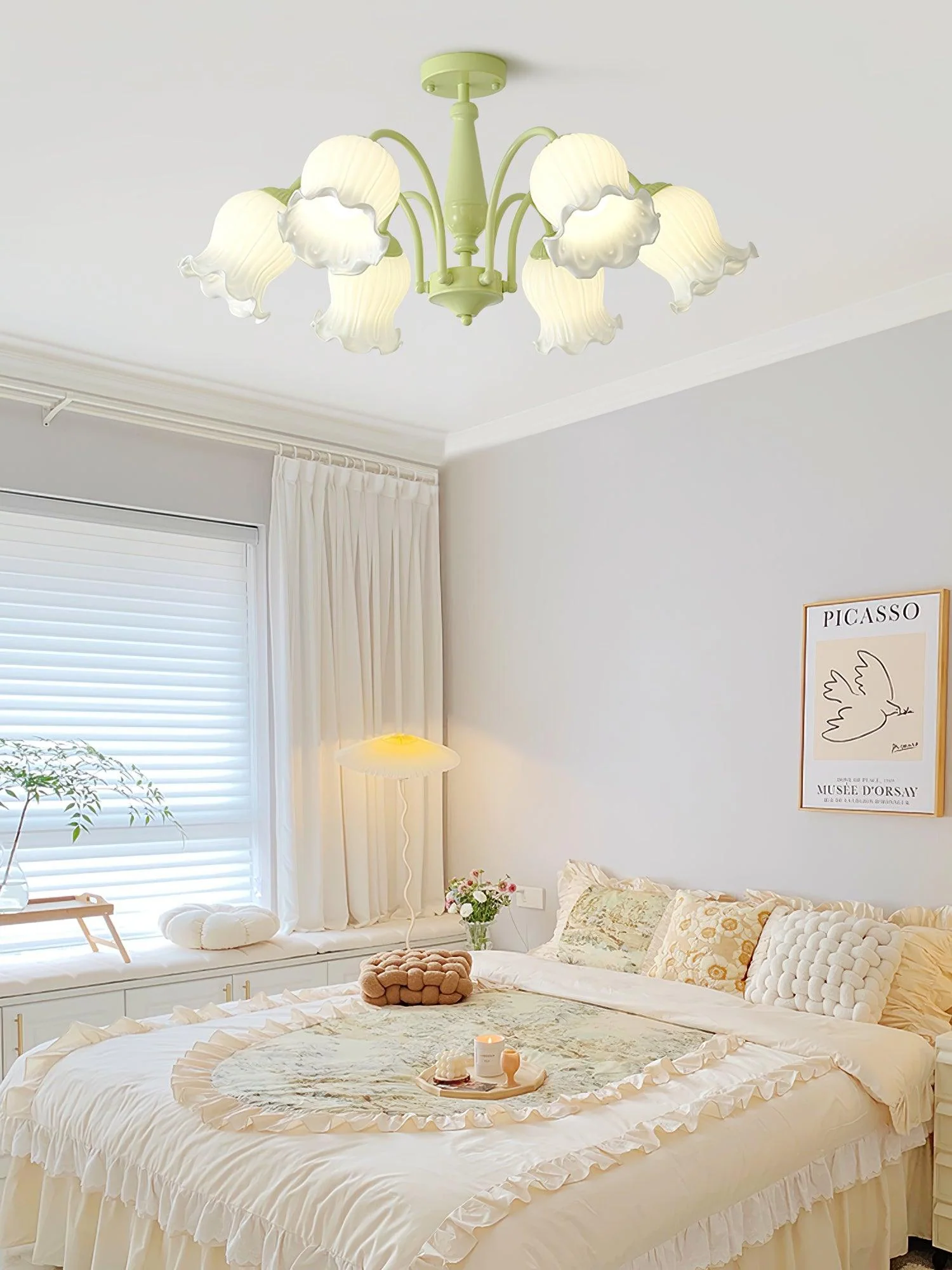 Lustra Trumpet Chandelier Floral Pastel Glass Petals - Image 7