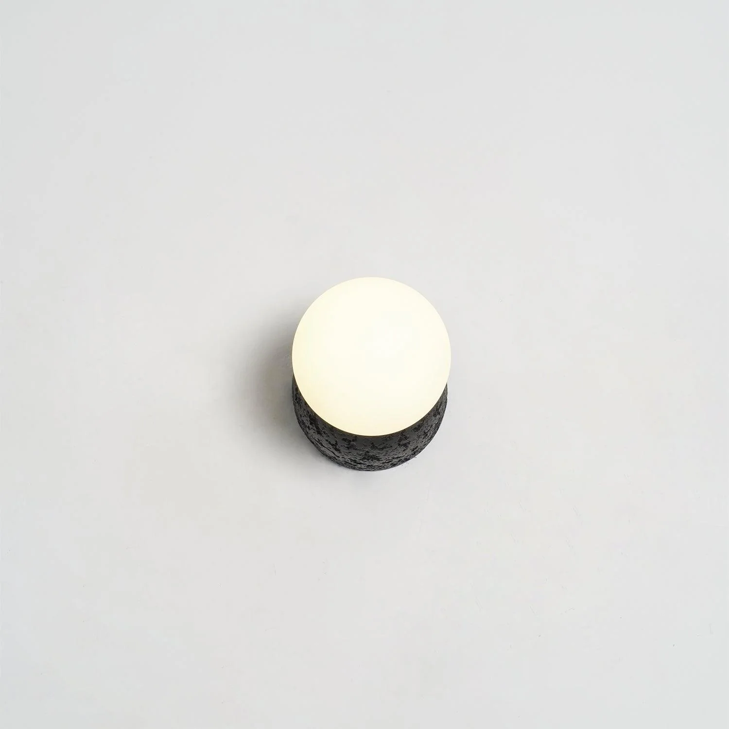 Lustra Wall Lamp Concrete Opal Glass - Image 8