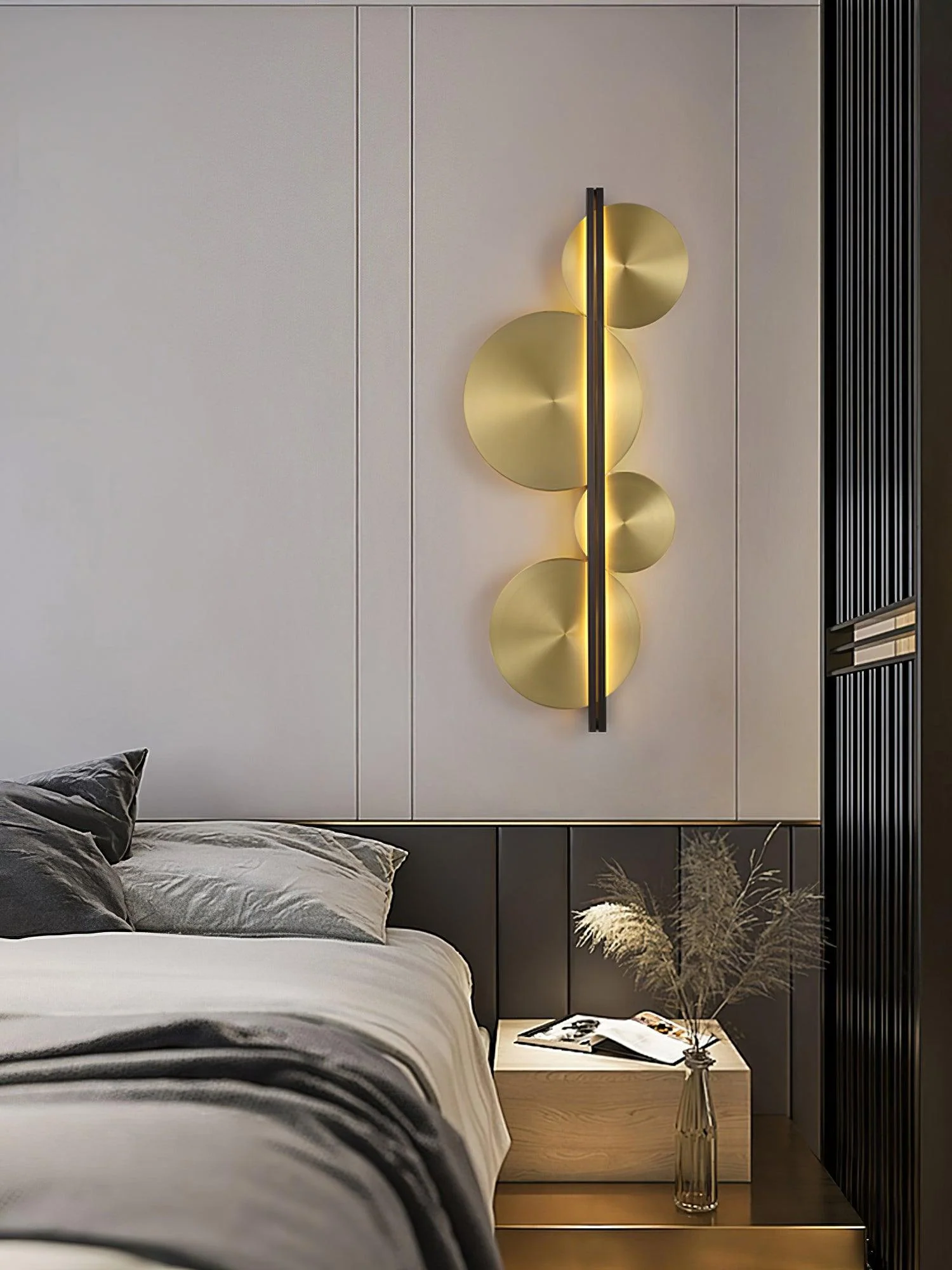 Lustra Wall Lamp Gold Circular Sculptural - Image 13