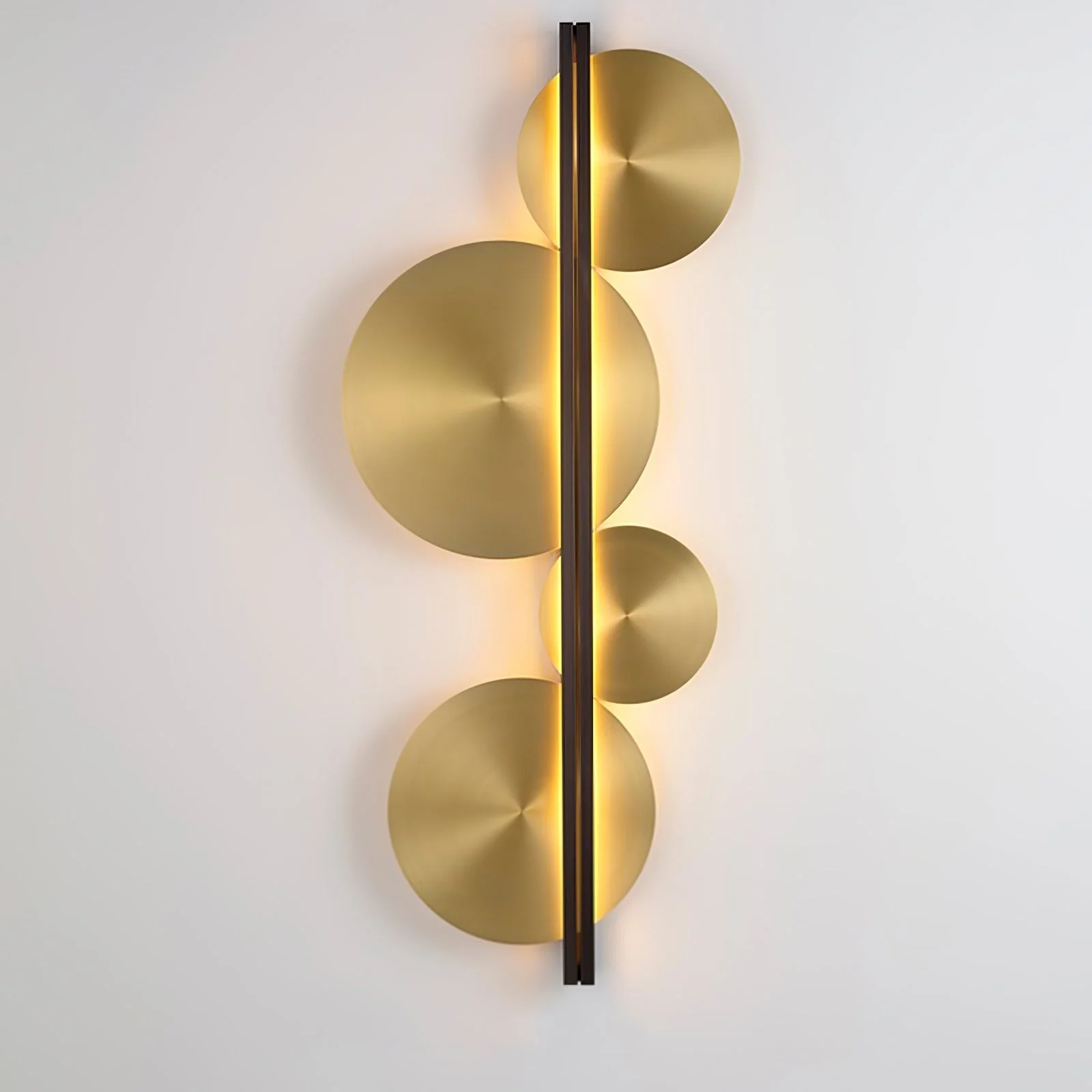 Lustra Wall Lamp Gold Circular Sculptural - Image 3