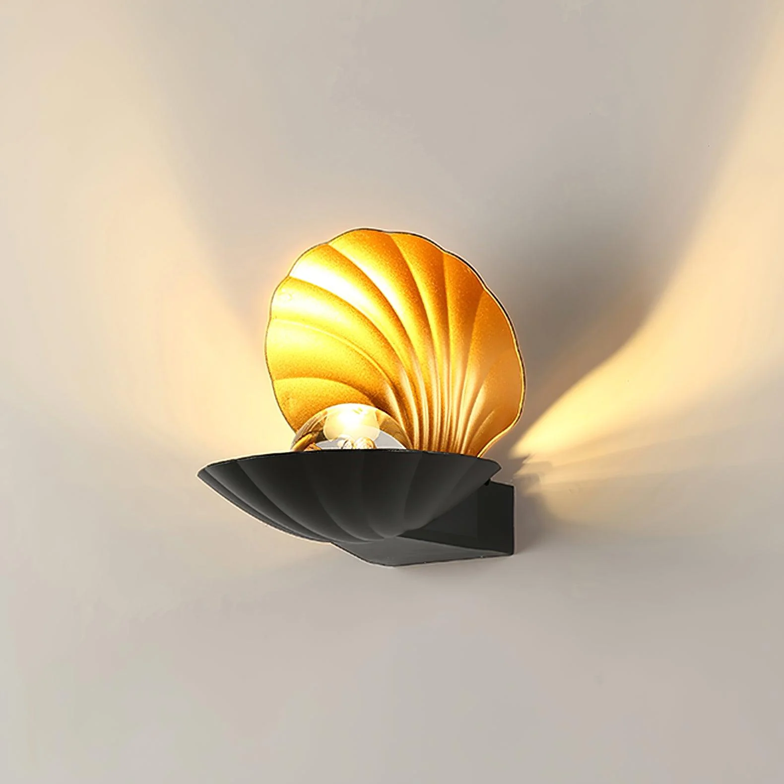 Lustra Wall Lamp Pearl Clam - Image 2