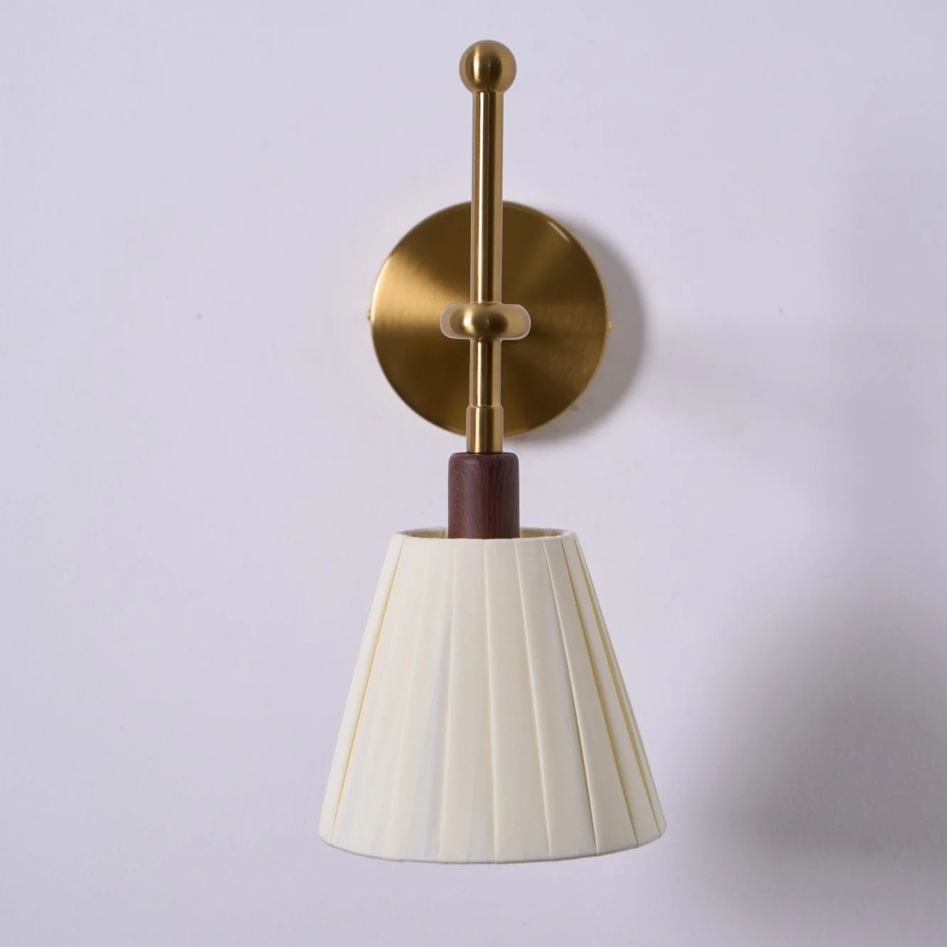 Lustra Wall Lamp Pleated Fabric Brass - Image 15