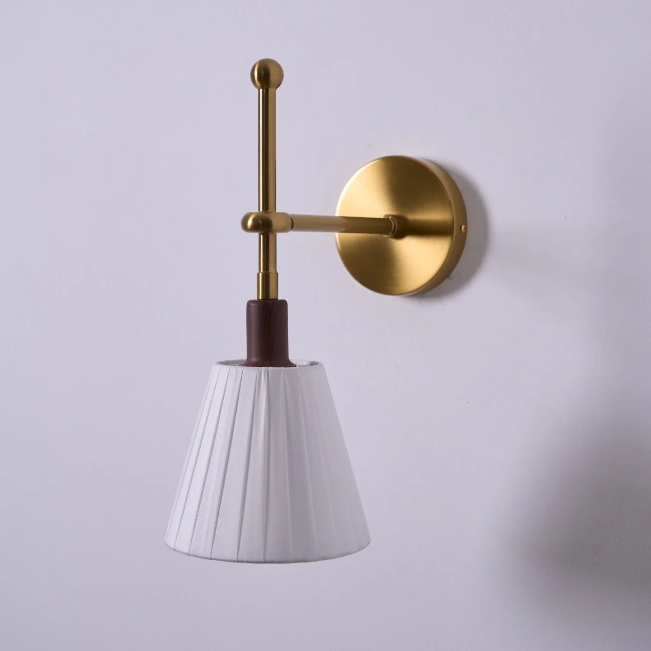 Lustra Wall Lamp Pleated Fabric Brass - Image 25