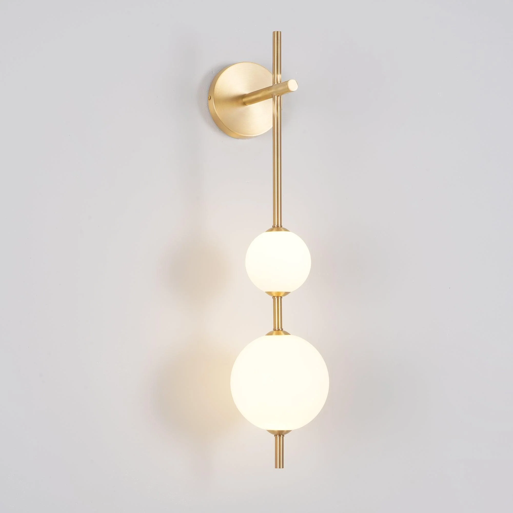 Lustra Wall Lamp Vertical Globe Minimalist - Image 6